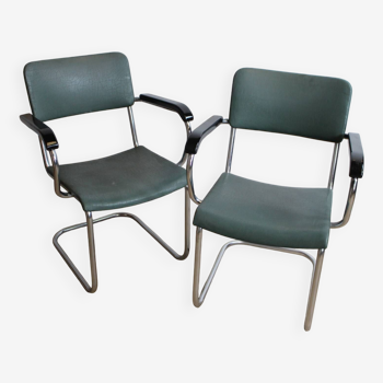 2 fauteuils vintage cuir vert metal accoudoirs bois noir 1950 suede