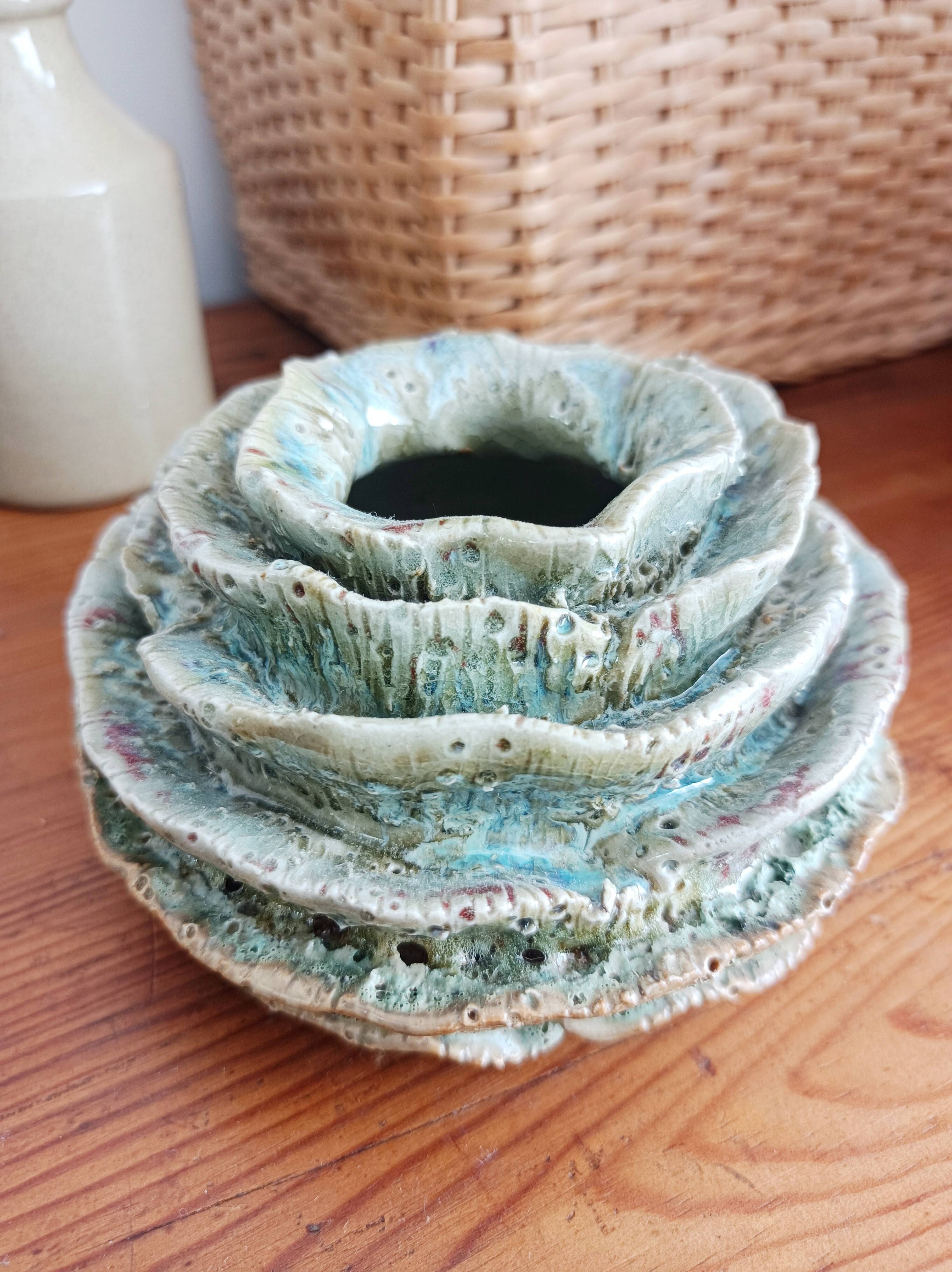 Small cabbage vase