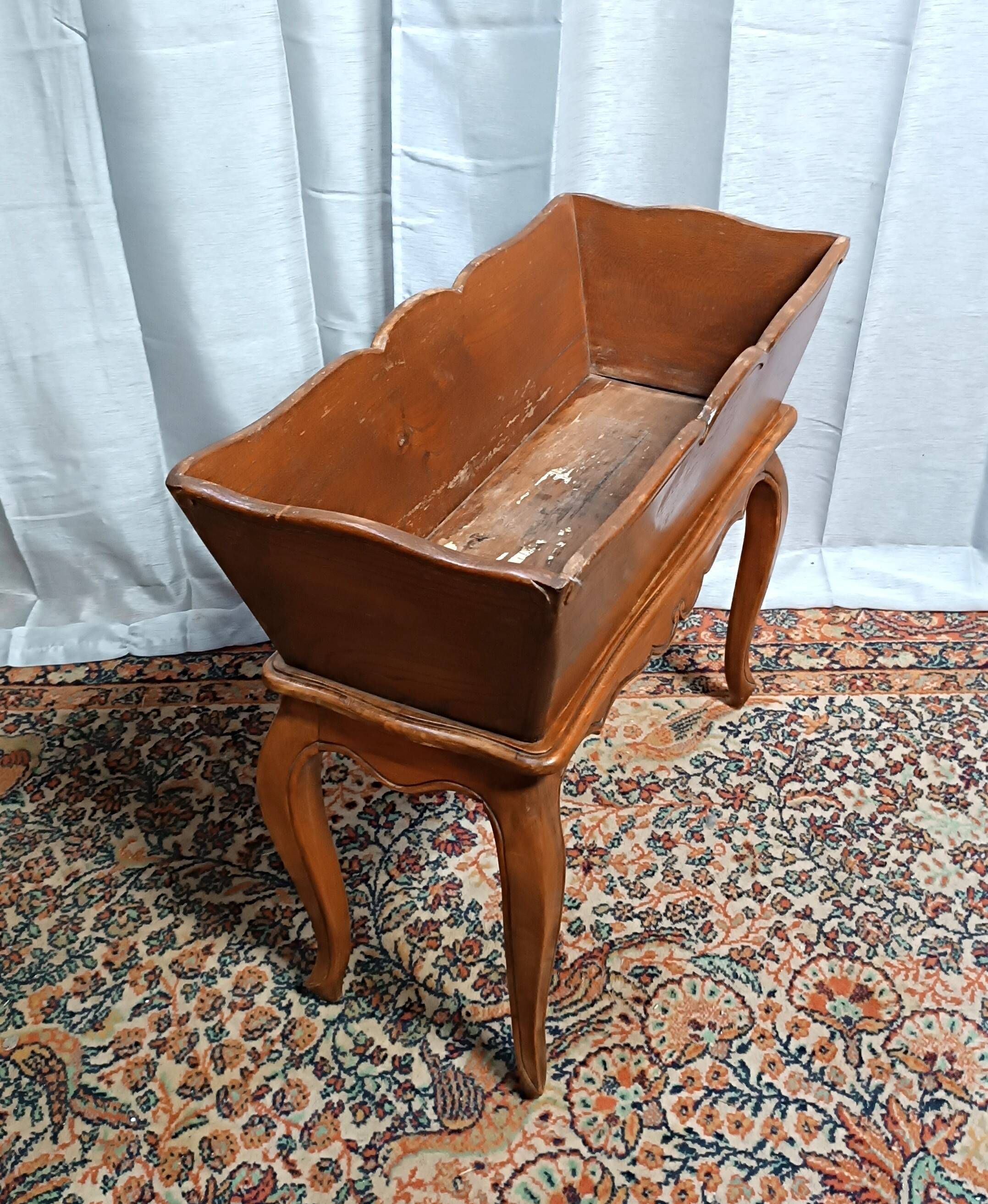 Louis XV style walnut jardinière
