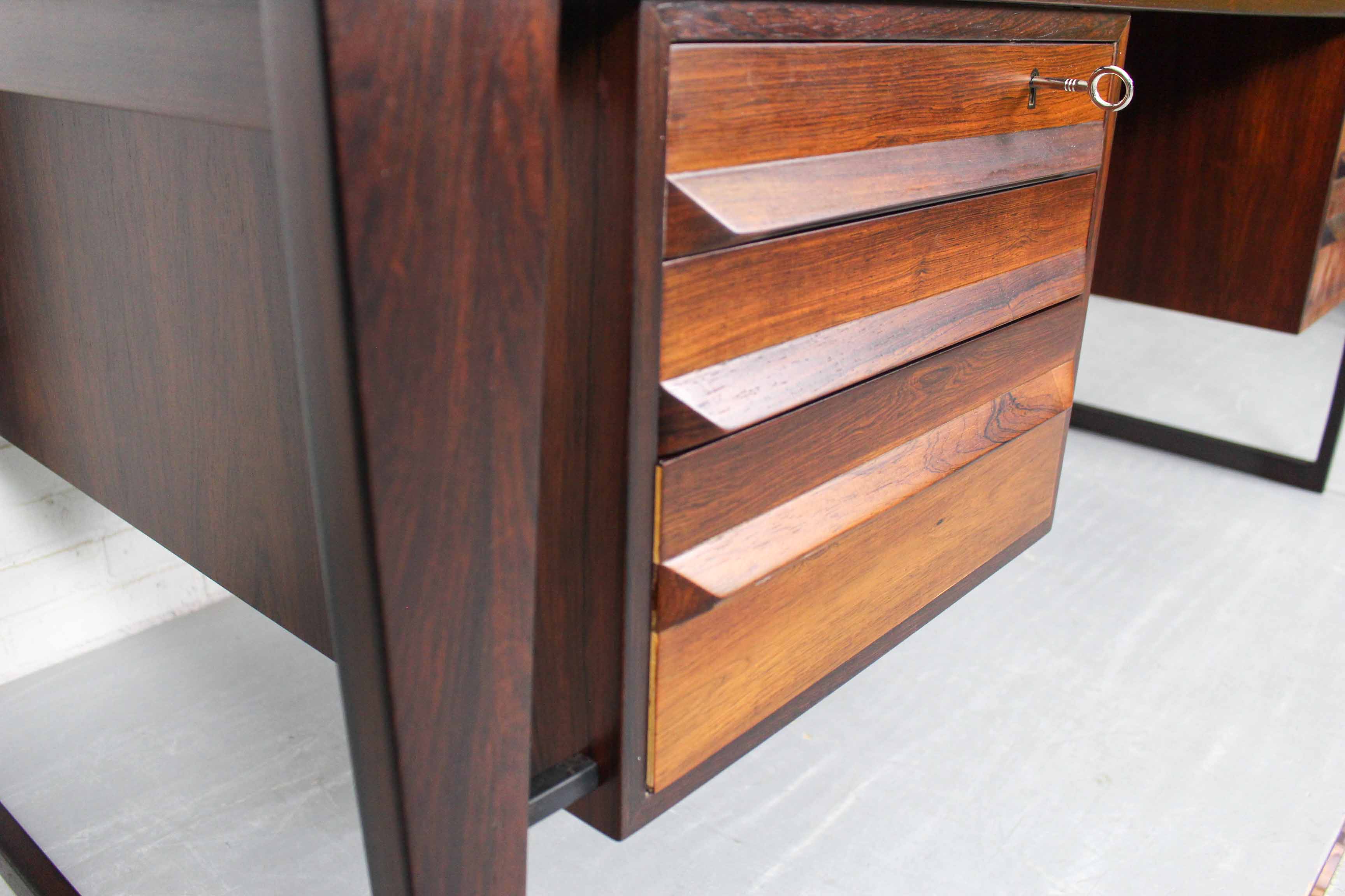 Bureau en palissandre du milieu du siècle par Kai Kristiansen
