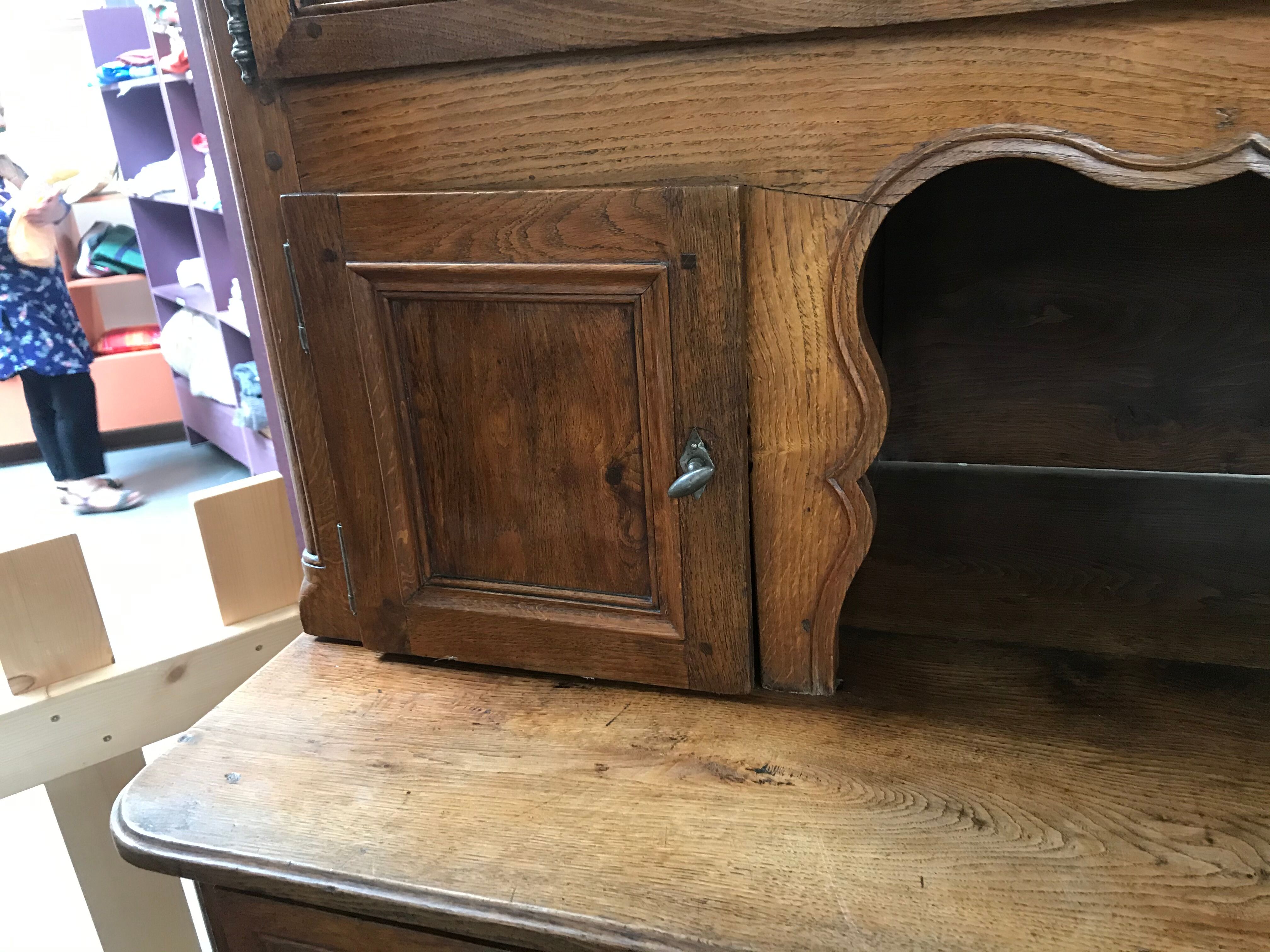 Louis XV era croat in solid oak