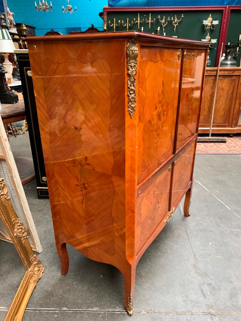 Furniture bar, marquetry