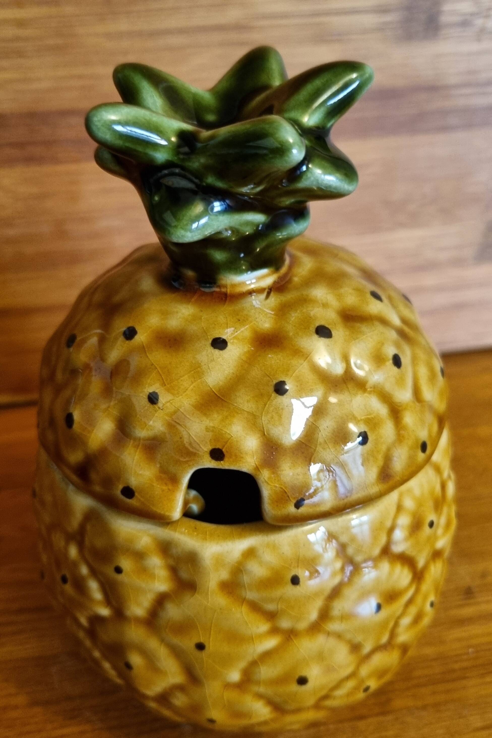 Confiturier en barbotine forme Ananas