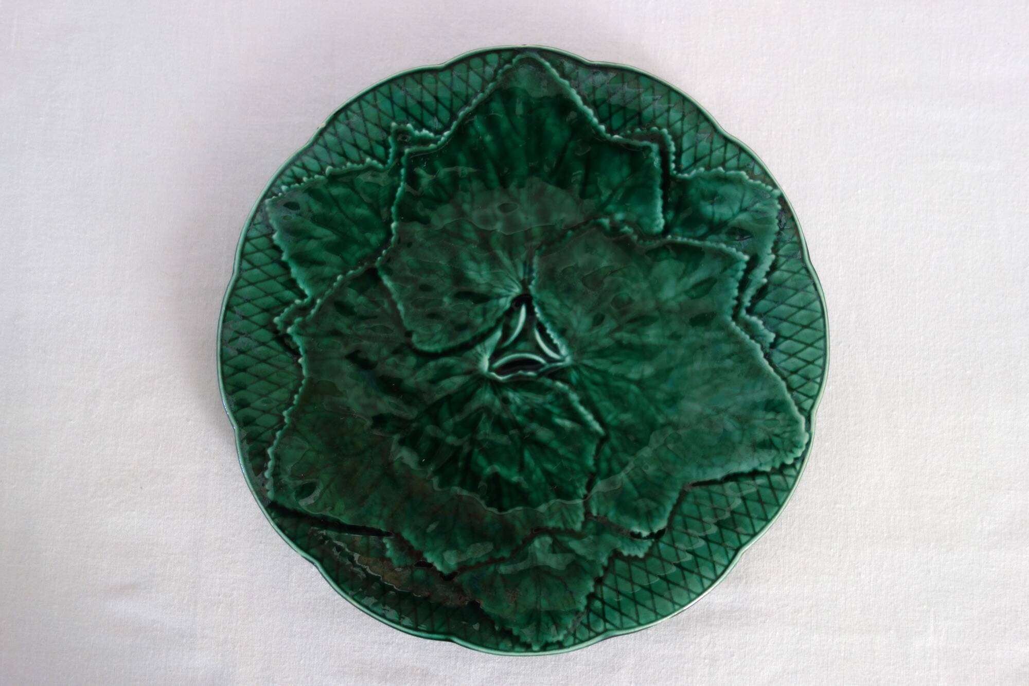 Vintage Gien vine leaf barbotine dessert set