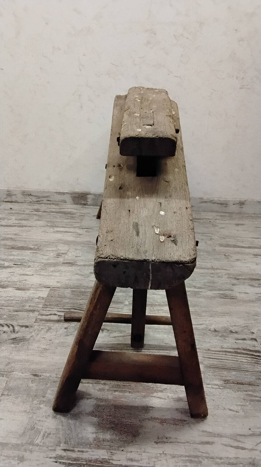 Tanning bench by trade