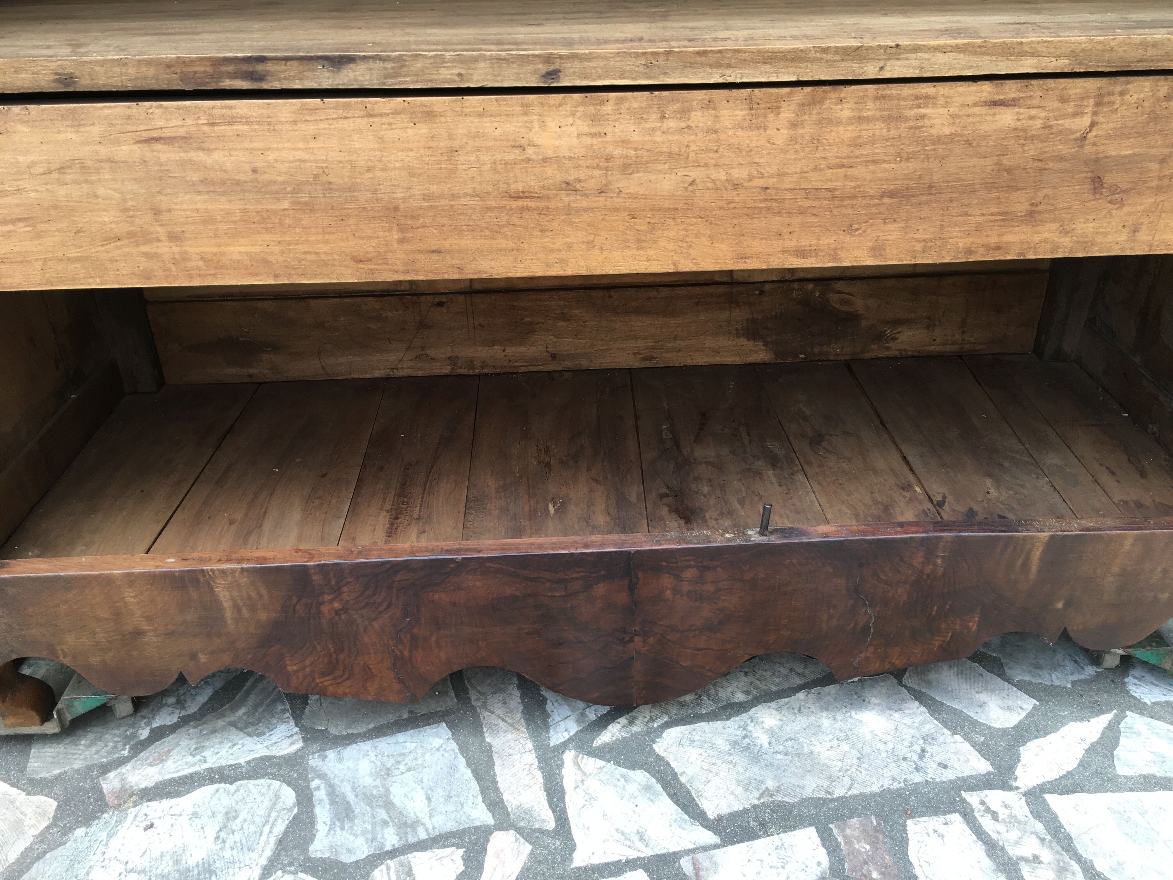 Wardrobe Louis XV Poitou from XIXth in walnut