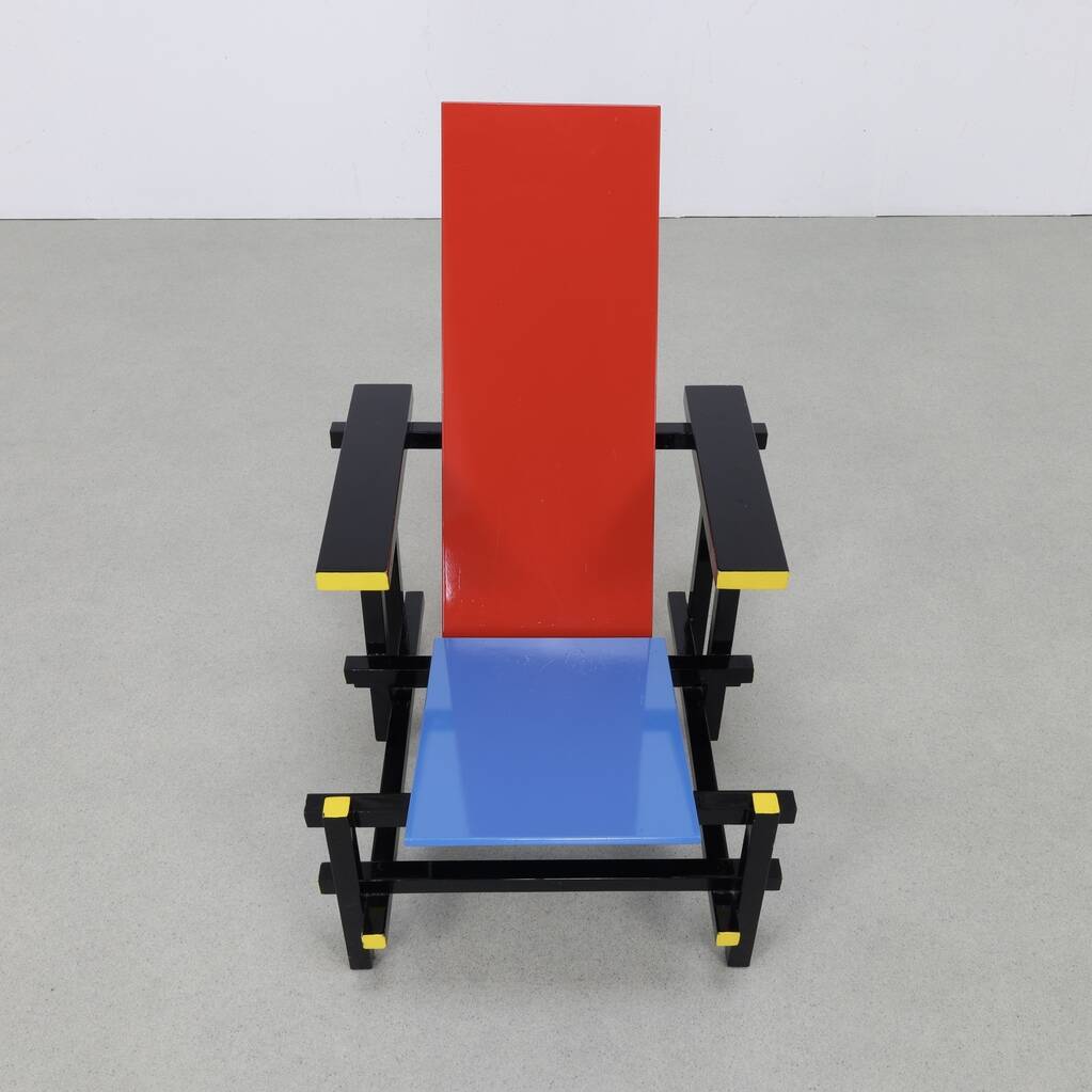Dutch Bauhaus Lounge Chair in the style of Gerrit Rietveld