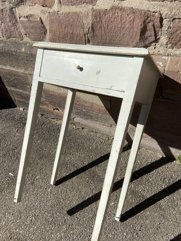 Table d'appoint en sapin vintage shabby chic