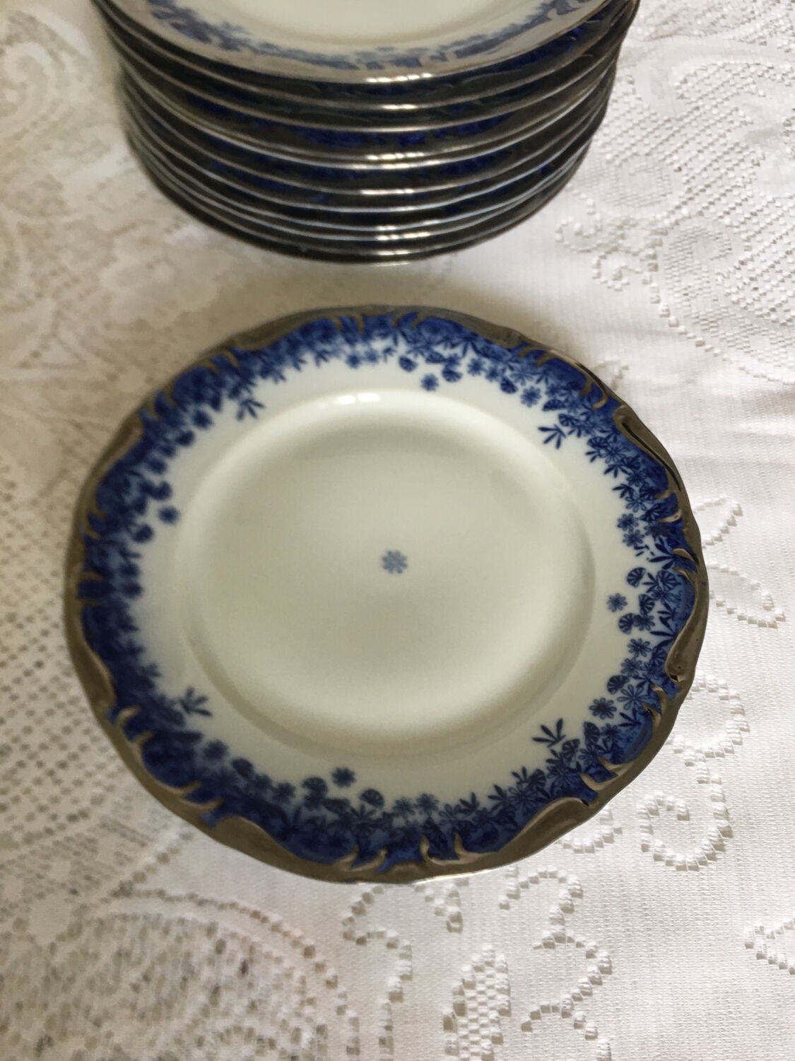 Set of 12 flat plates Romanian porcelain Dalba Julia