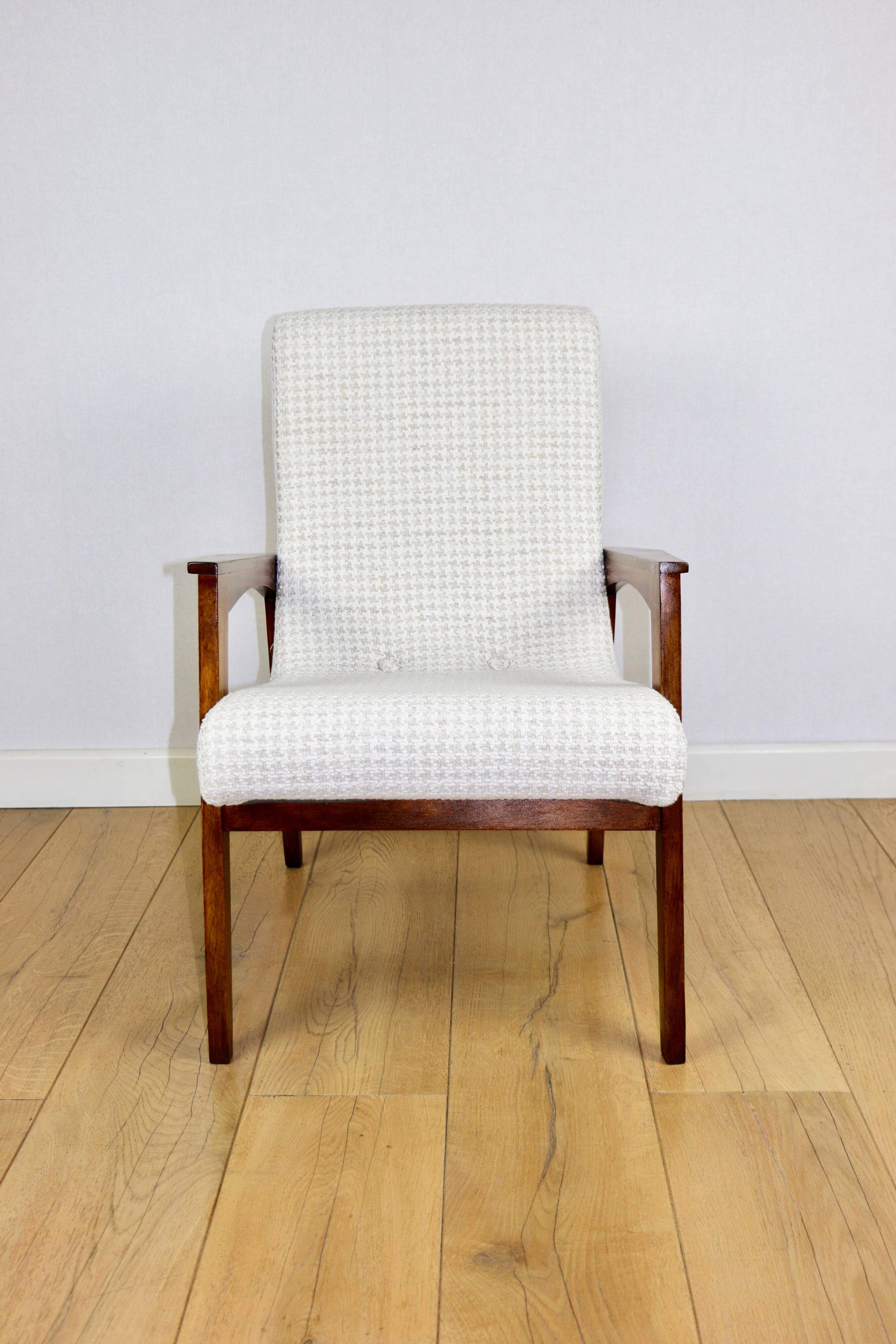 Vintage loft armchair herringbone natural fabric model from the 70s