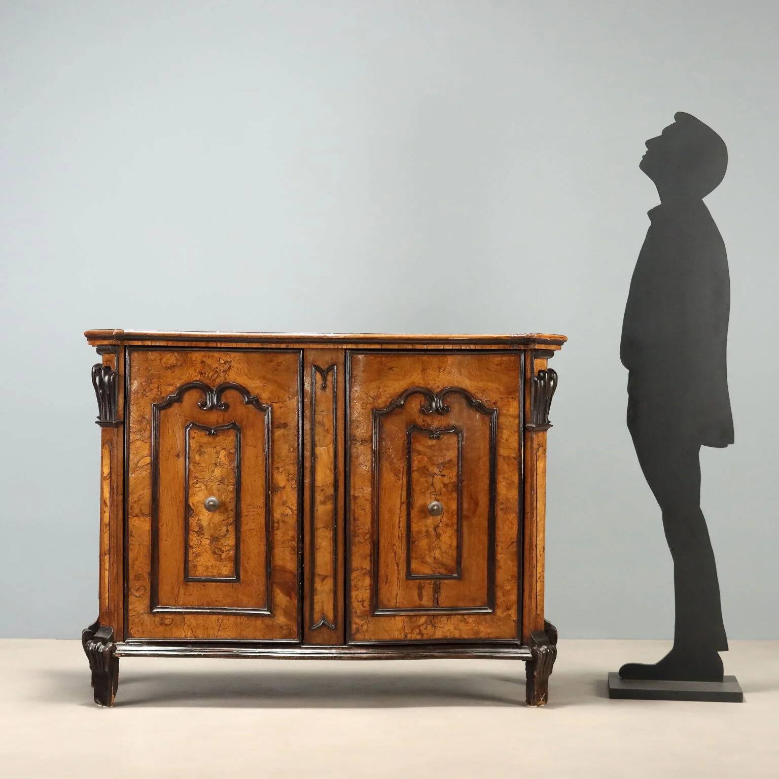 Buffet baroque lombard du XVIIIe siècle