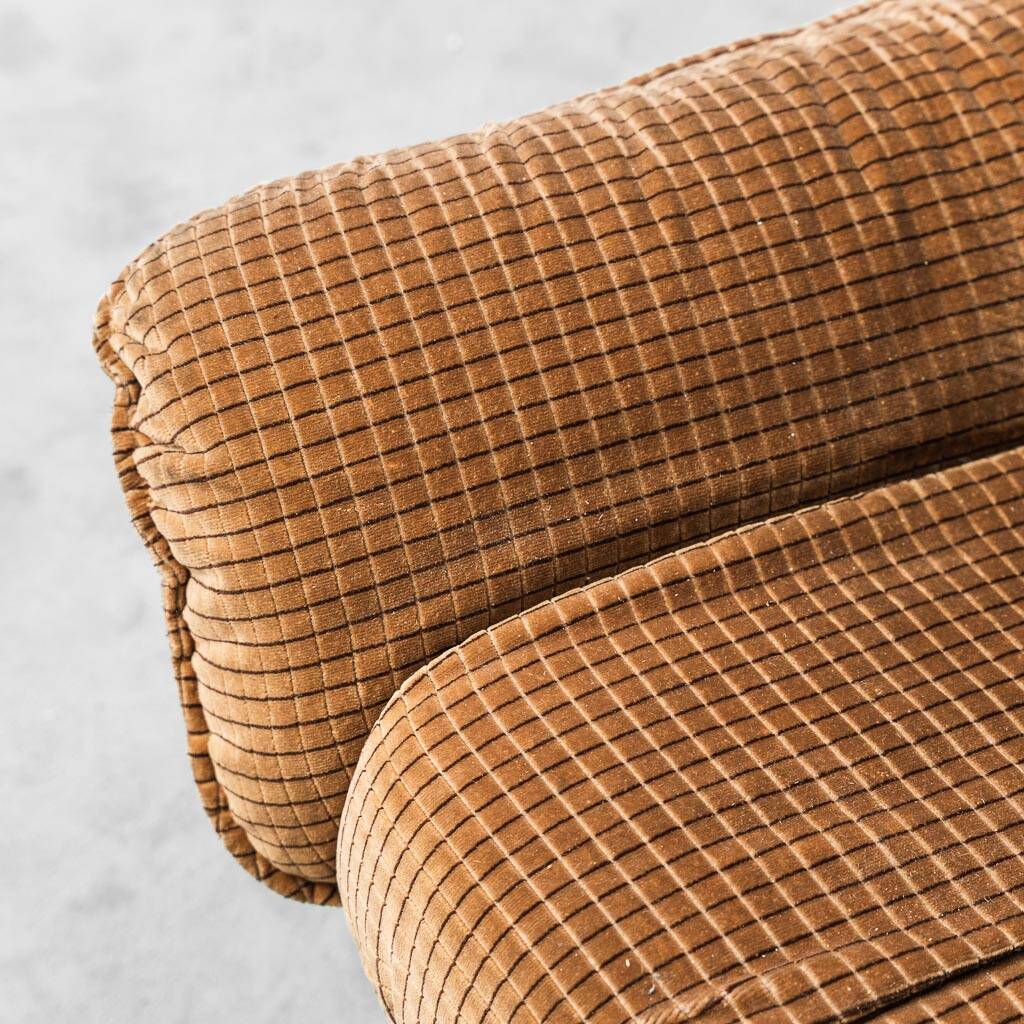 Doimo Salotti 1970s vintage convertible armchair bed in fabric