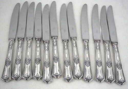Sfam Sans Gêne, Empire, 24 knives: 12 table knives + 12 dessert, cheese knives.