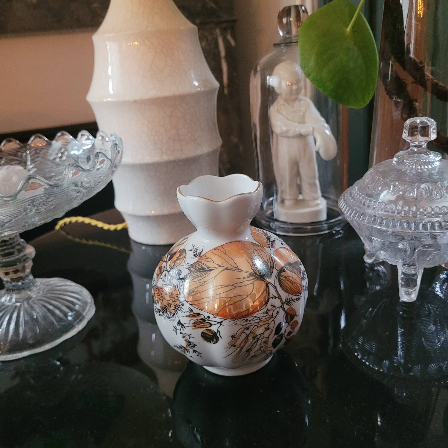 Vase en porcelaine Lomonossov dorée, Russie années 1950-70