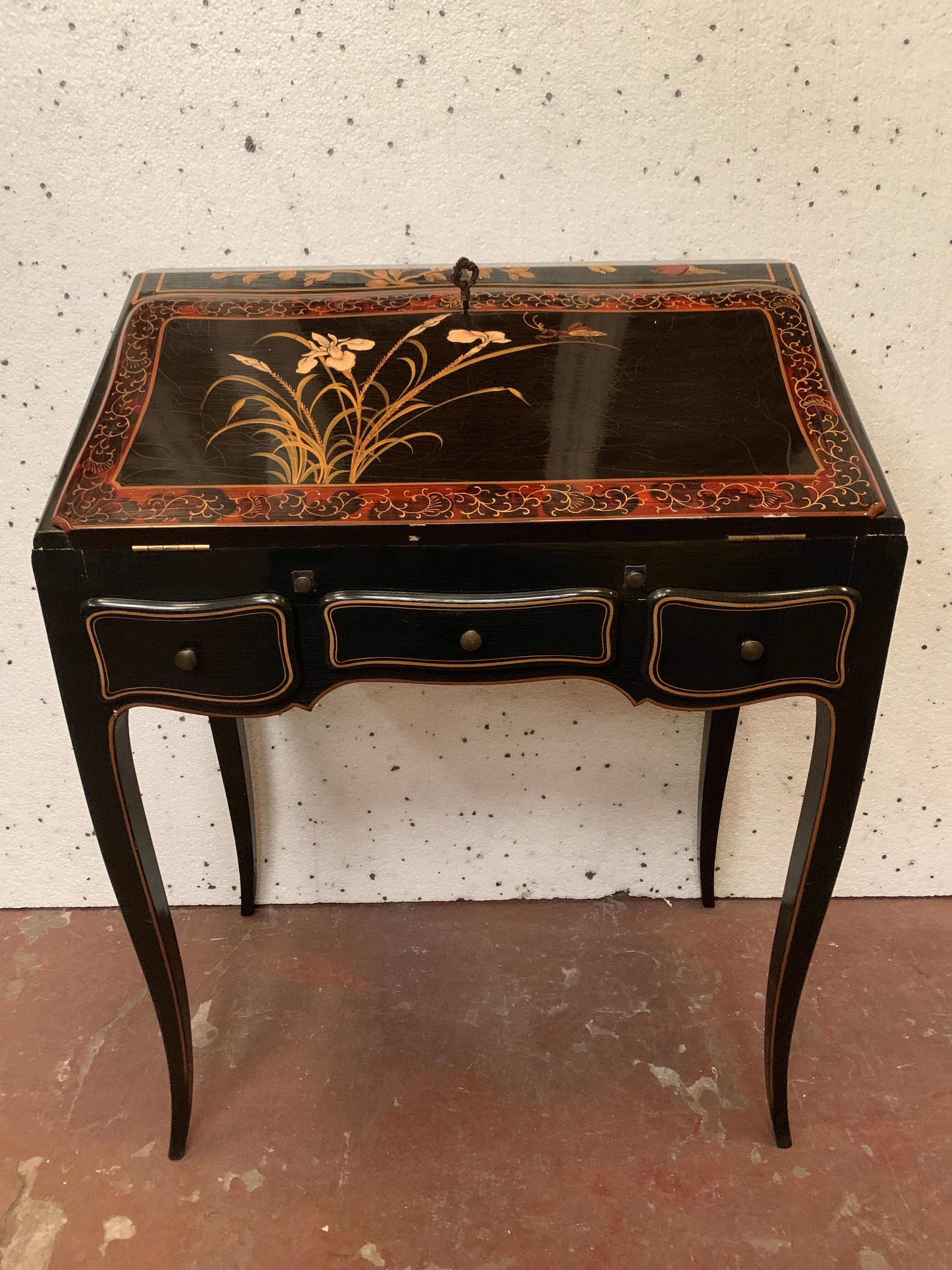 Louis XV style slope desk in lacquer of china XX century