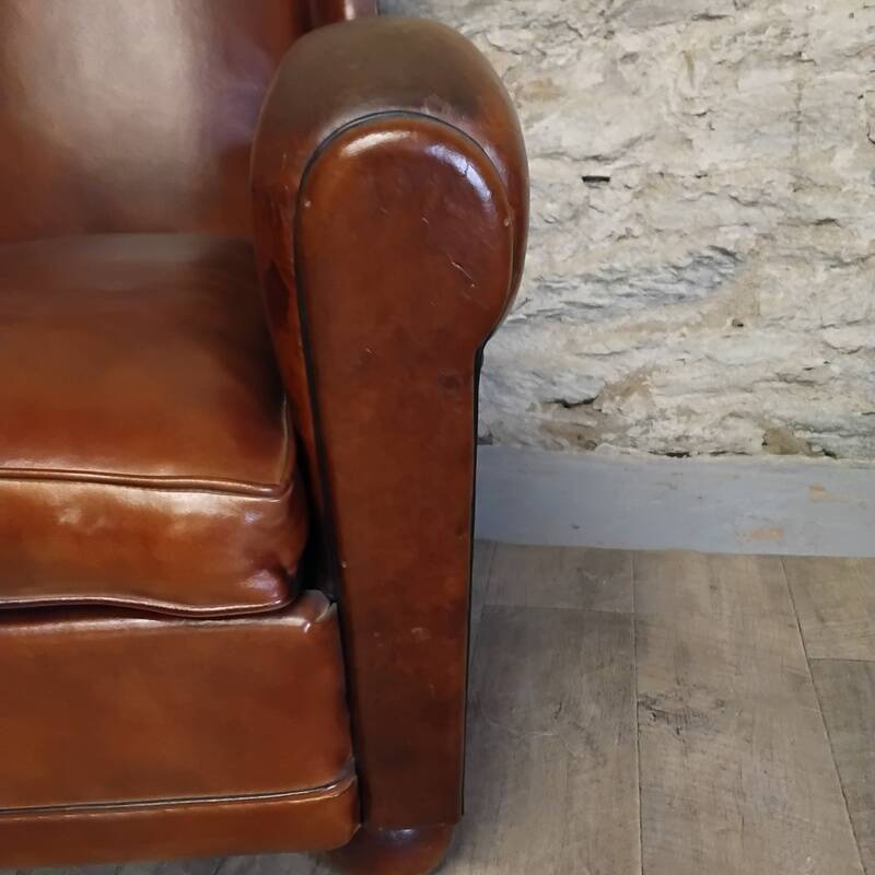 Fauteuil club ancien à oreilles