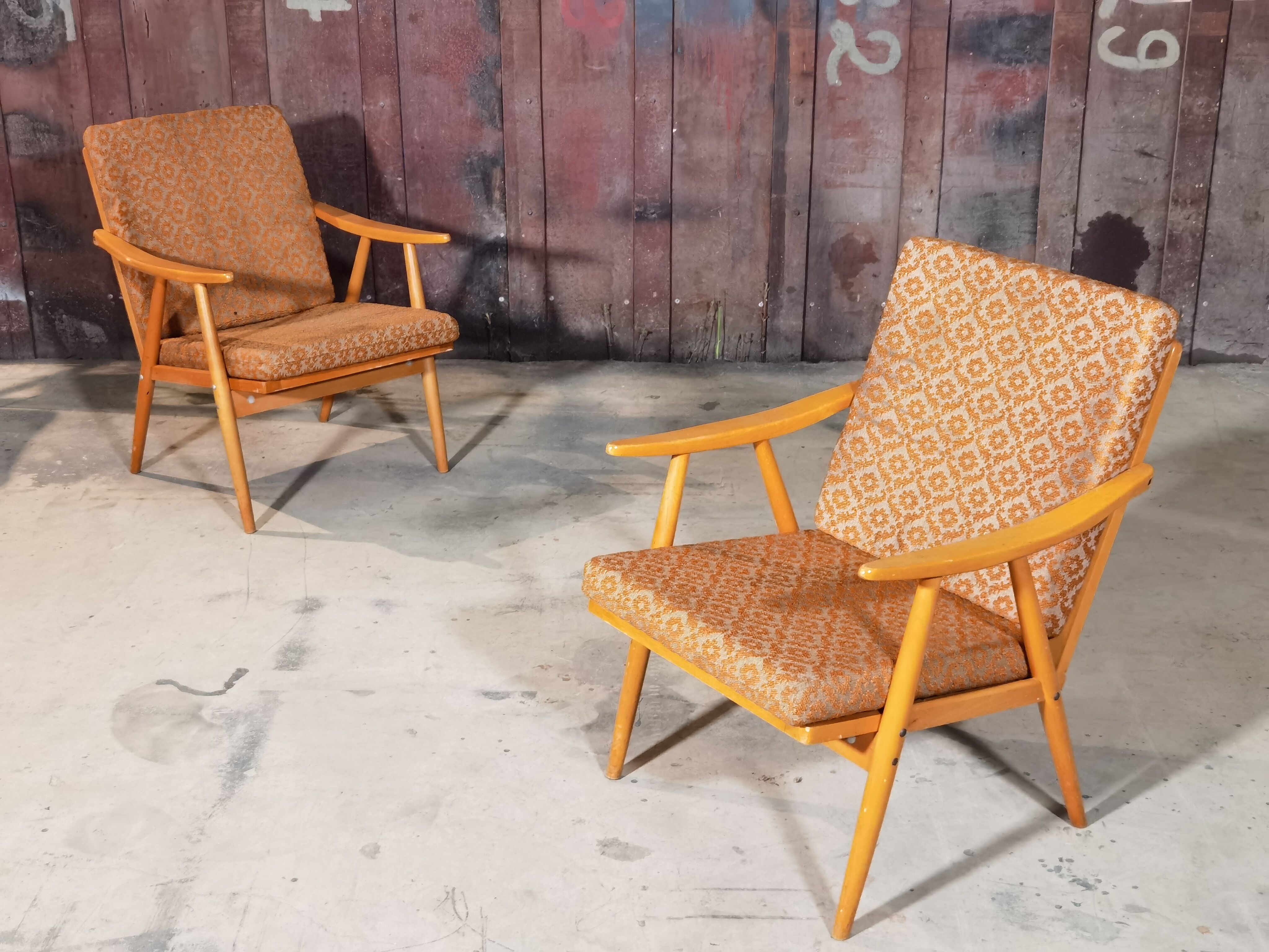 Paire de fauteuils Thonet Boomerang