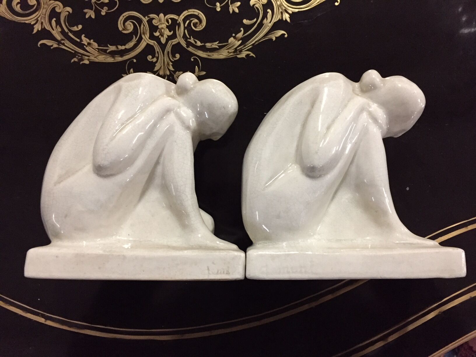 Ancient bookends by Saint Clement manufacturer