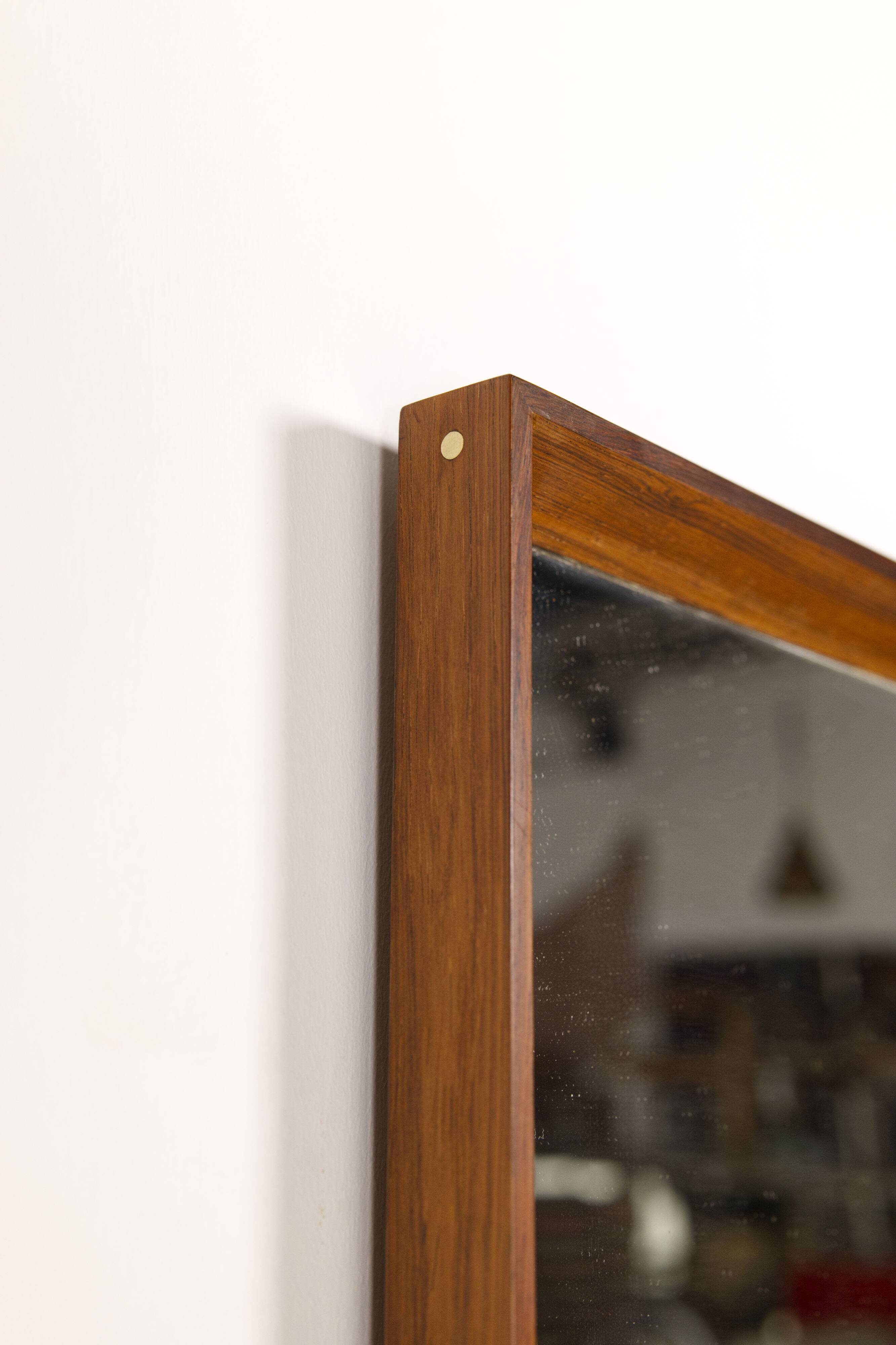 Miroir en palissandre avec épingles en laiton, AM Spejle Danemark, années 1960