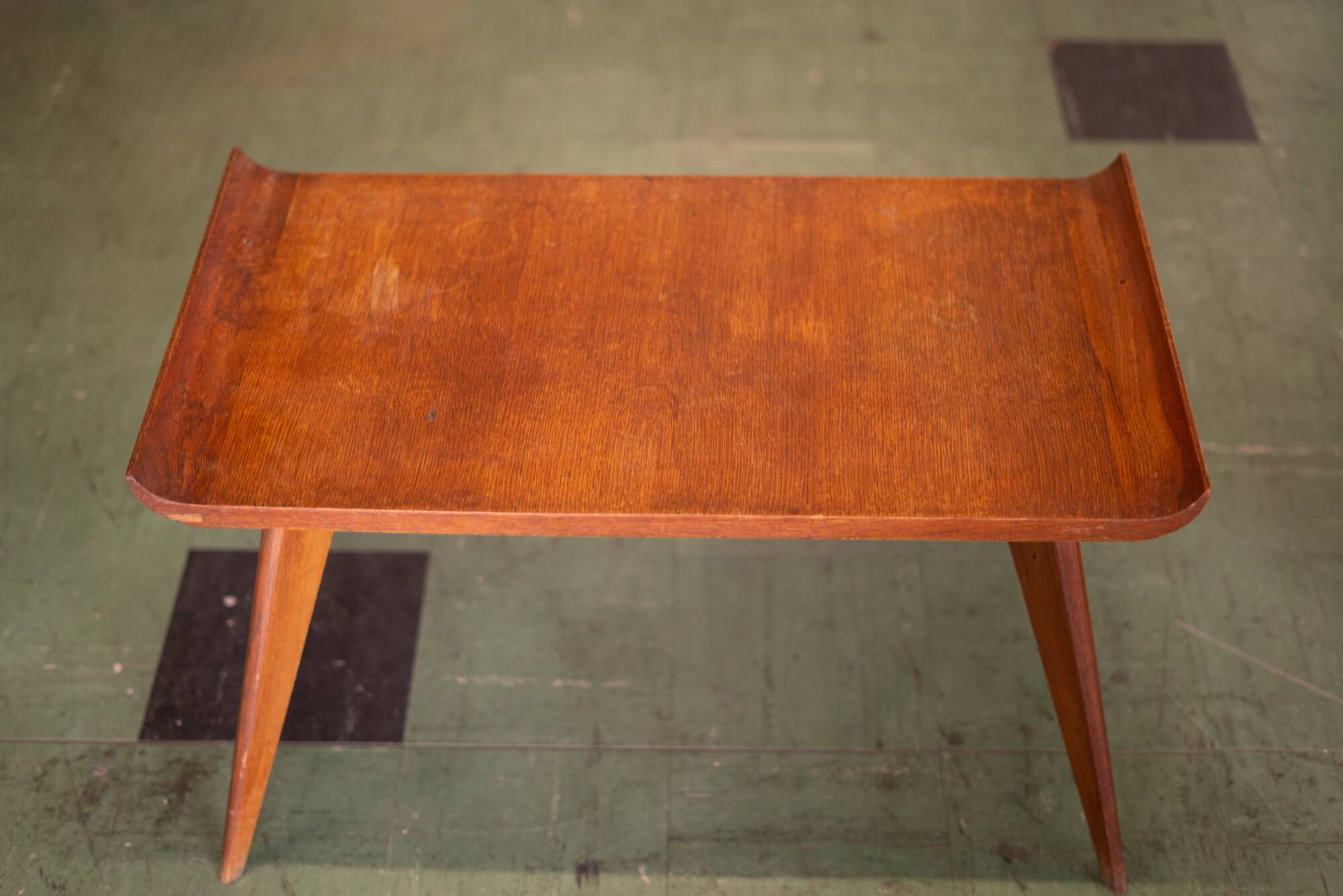 Oak coffee table by Manuel Barbero