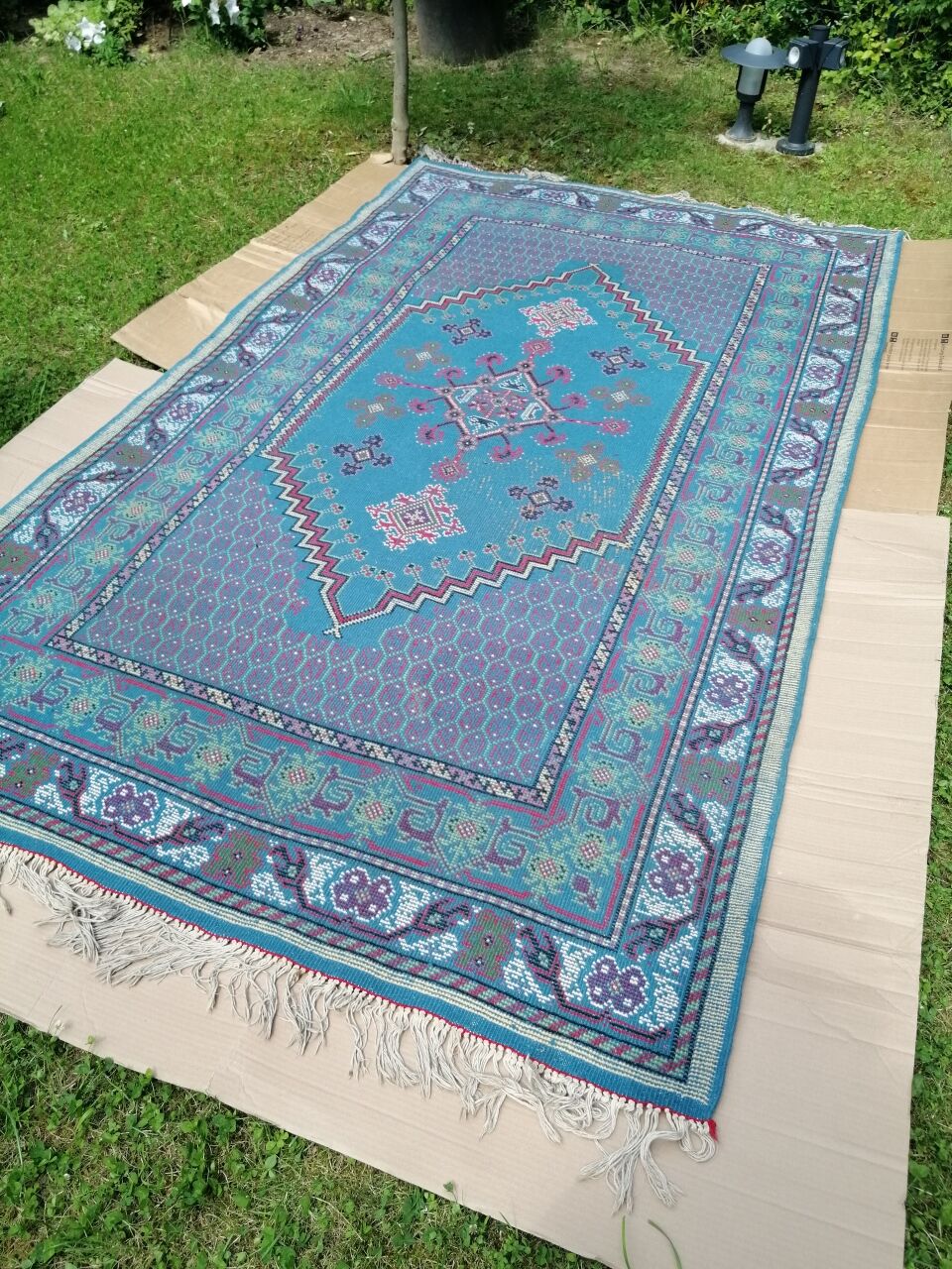 Tunisian carpet in turquoise wool and fuchsia 157x267cm