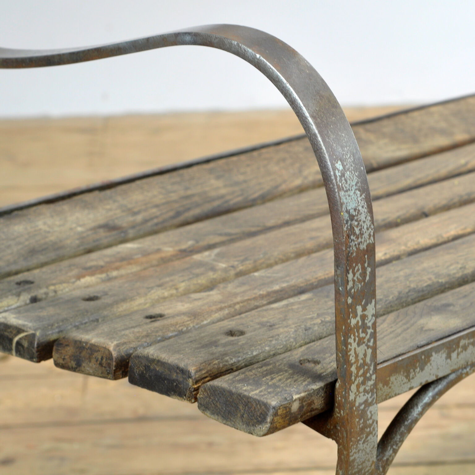 Banc de jardin des années 40