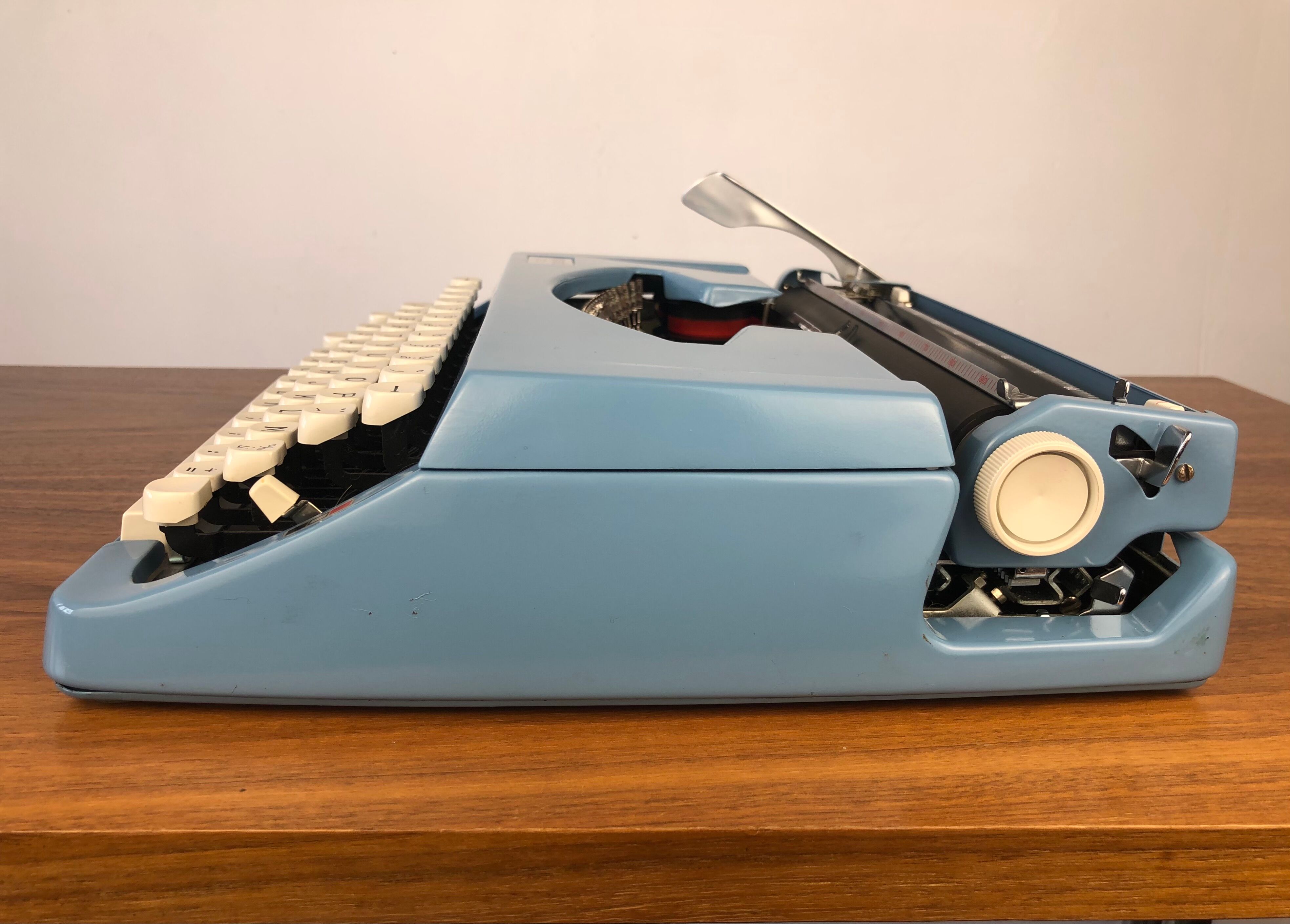 Brother Nogamatic200 typewriter (new tape)