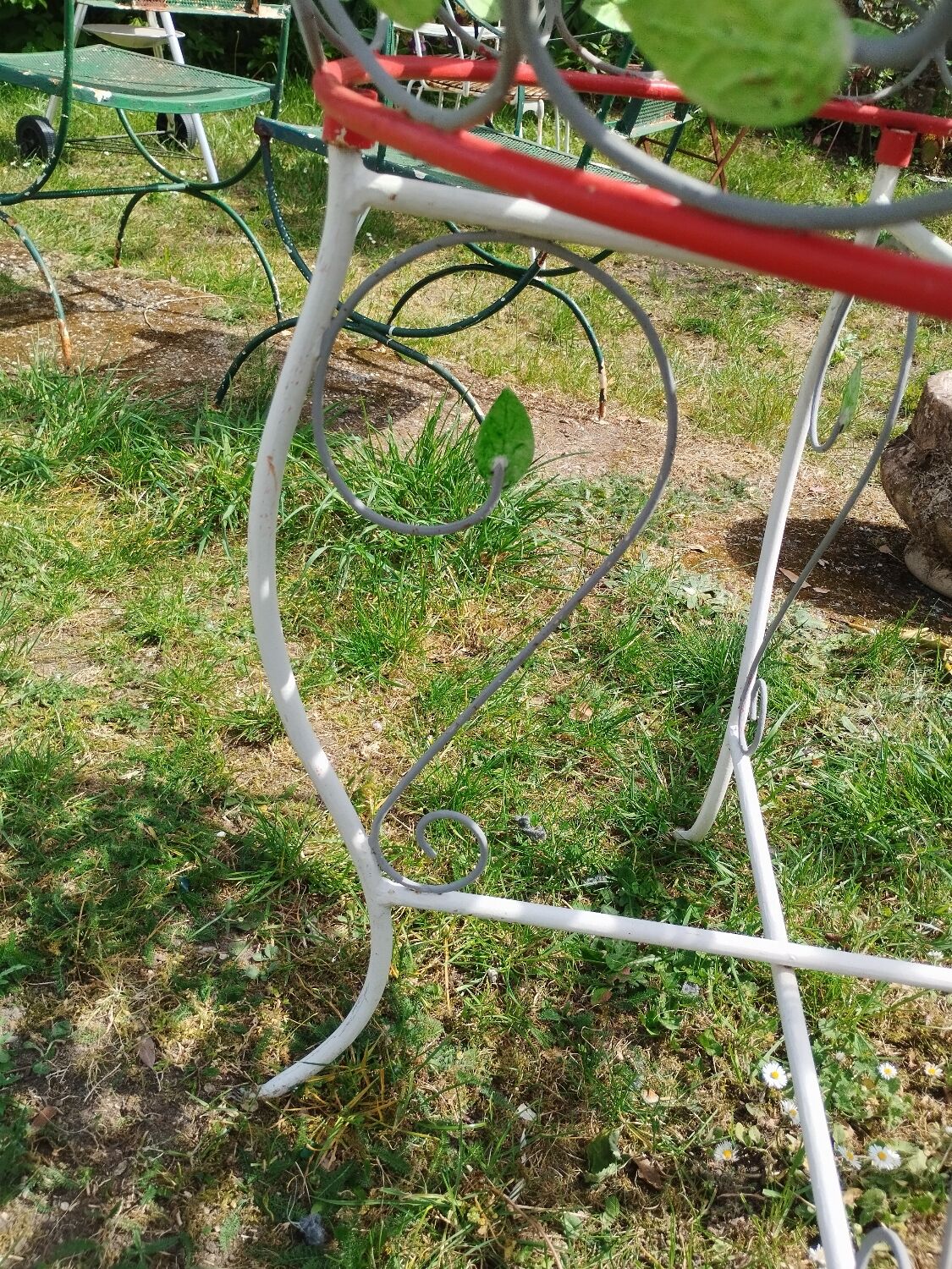 Table de jardin en fer forgé vintage