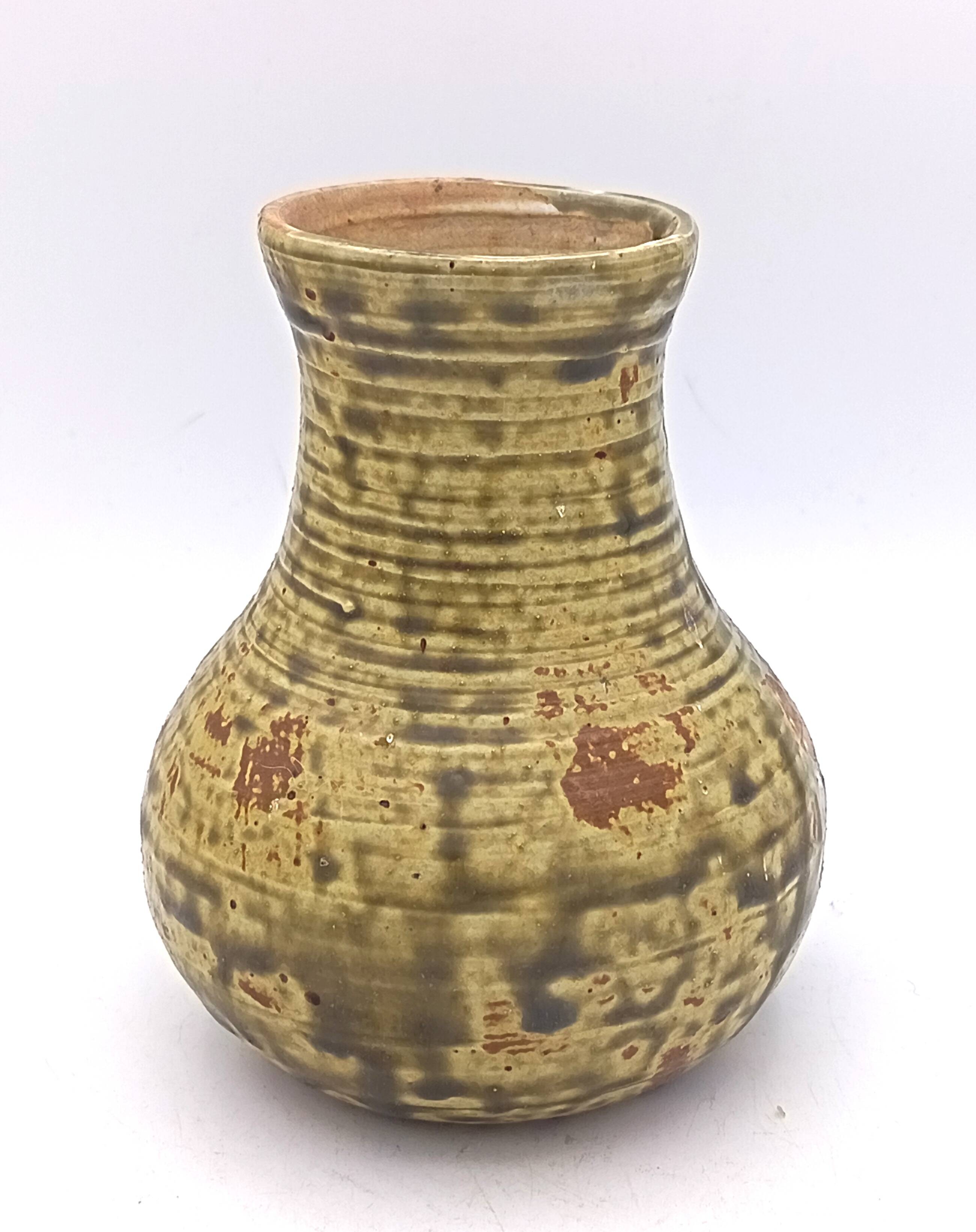 Stoneware vase signed Pierre Lion, Saint-Amand-en-Puisaye.