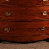 Bombé commode in mahogany from the early 19th century.