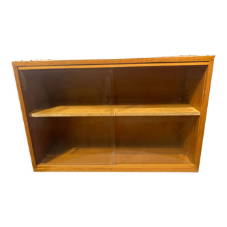 Wooden display shelf