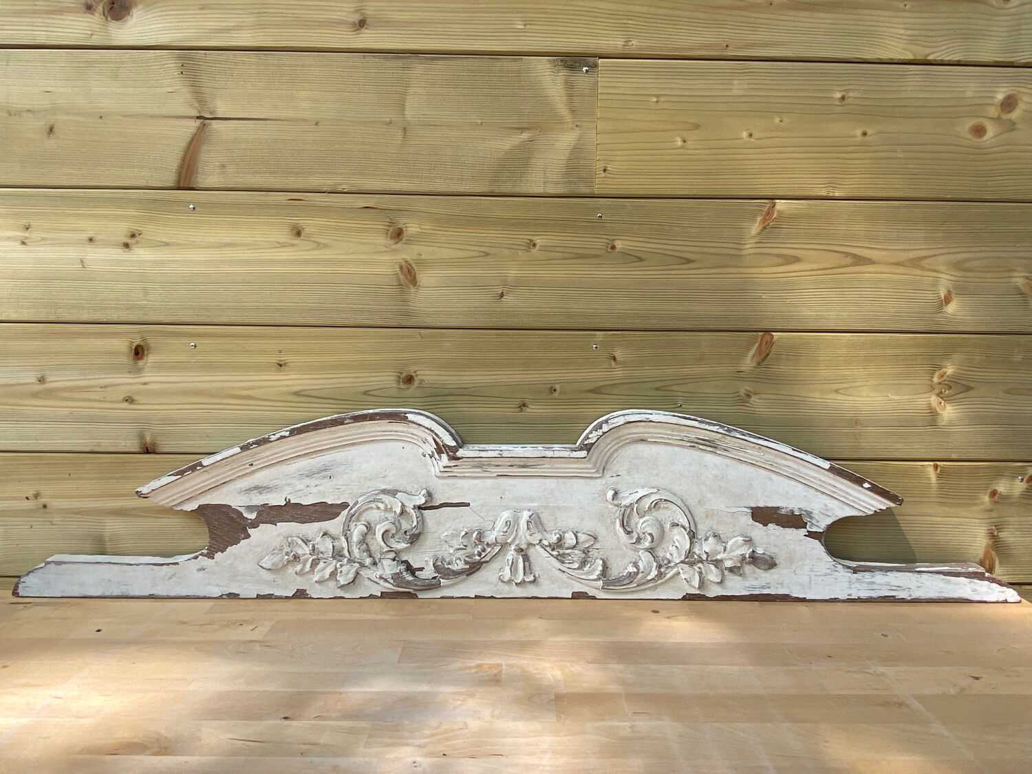 Patinated wooden pediment