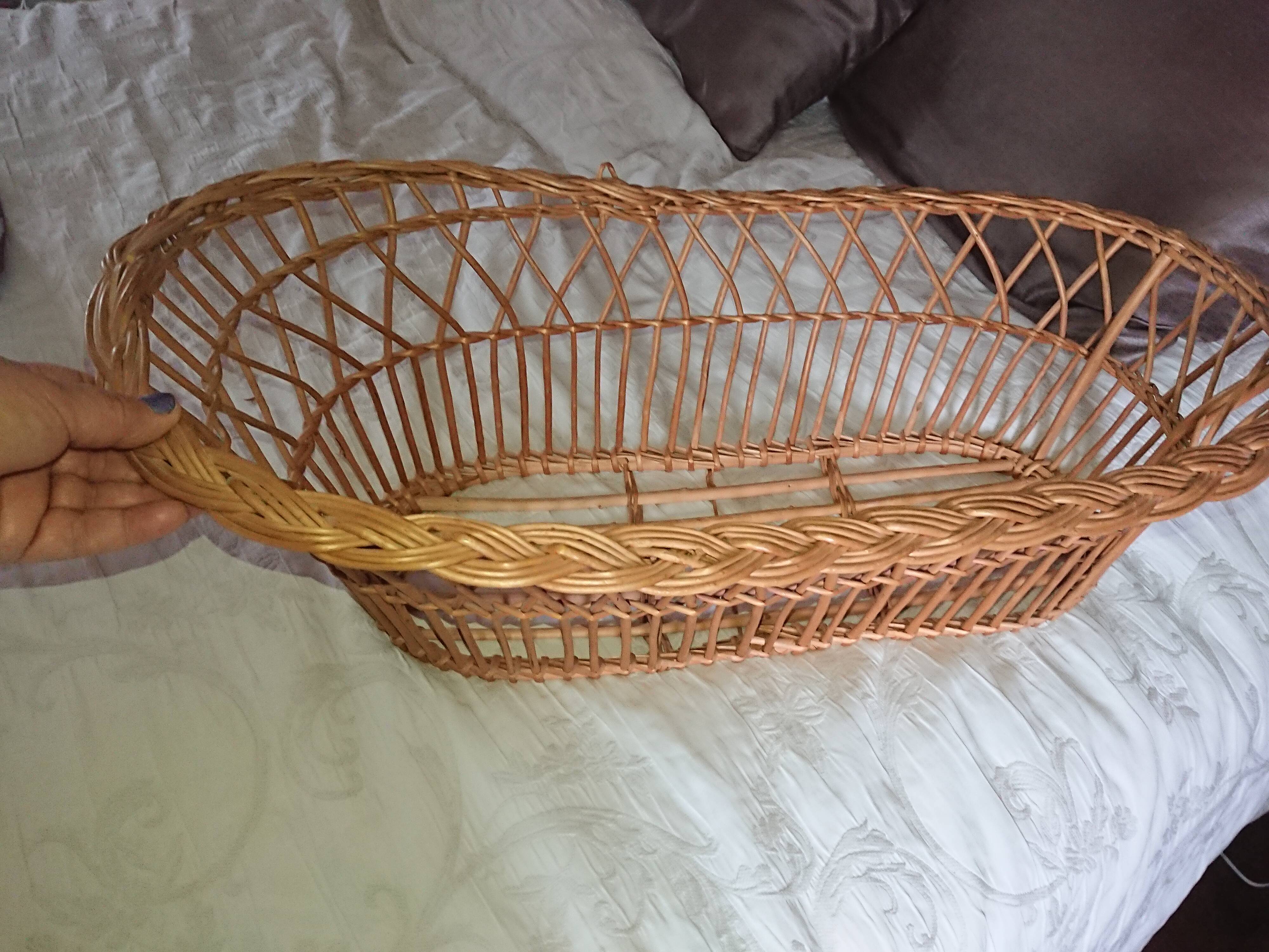 Rattan couffin to play the Doll 1960