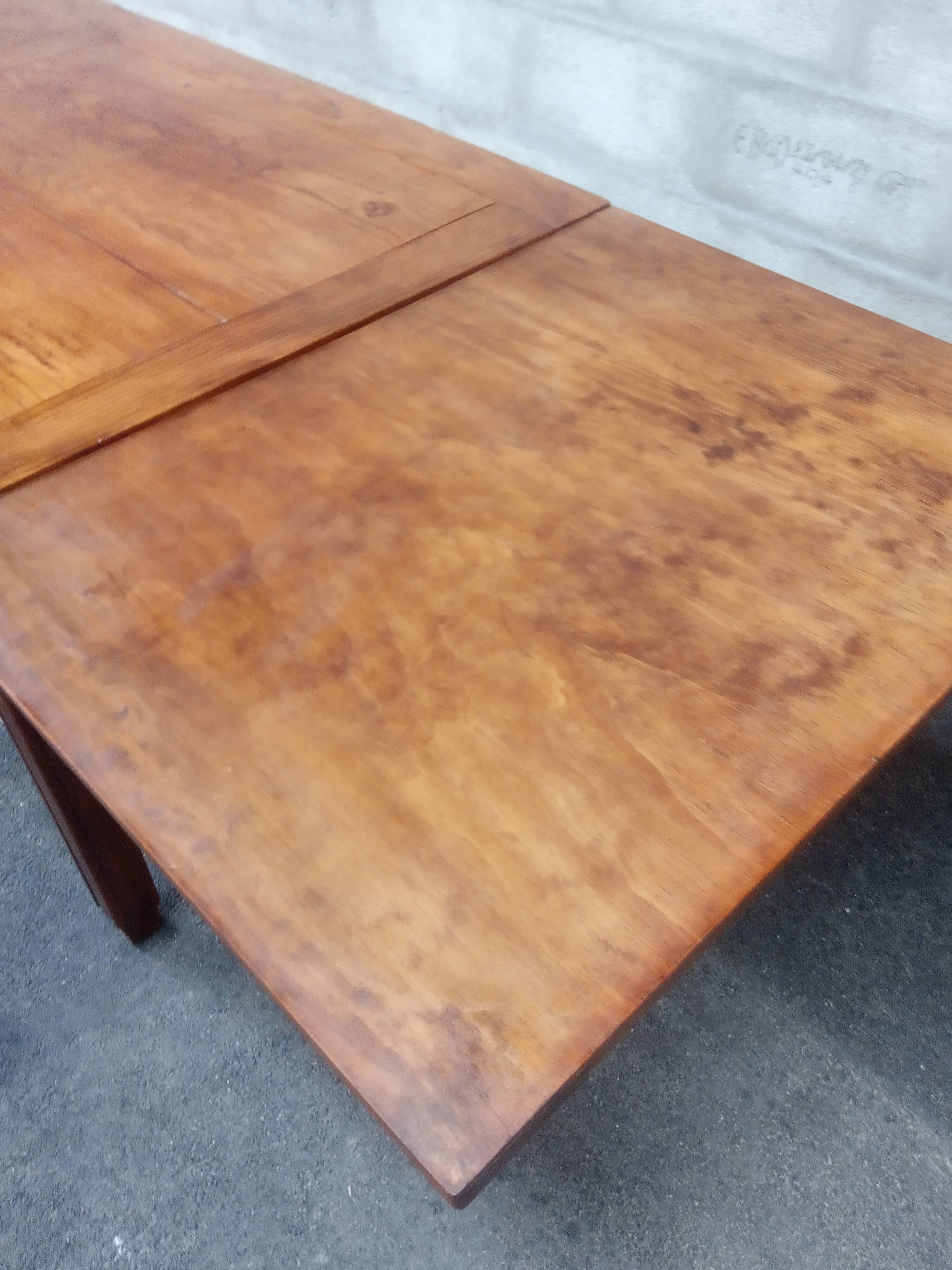 Old farmhouse table 12/14 people