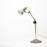 Desk lamp