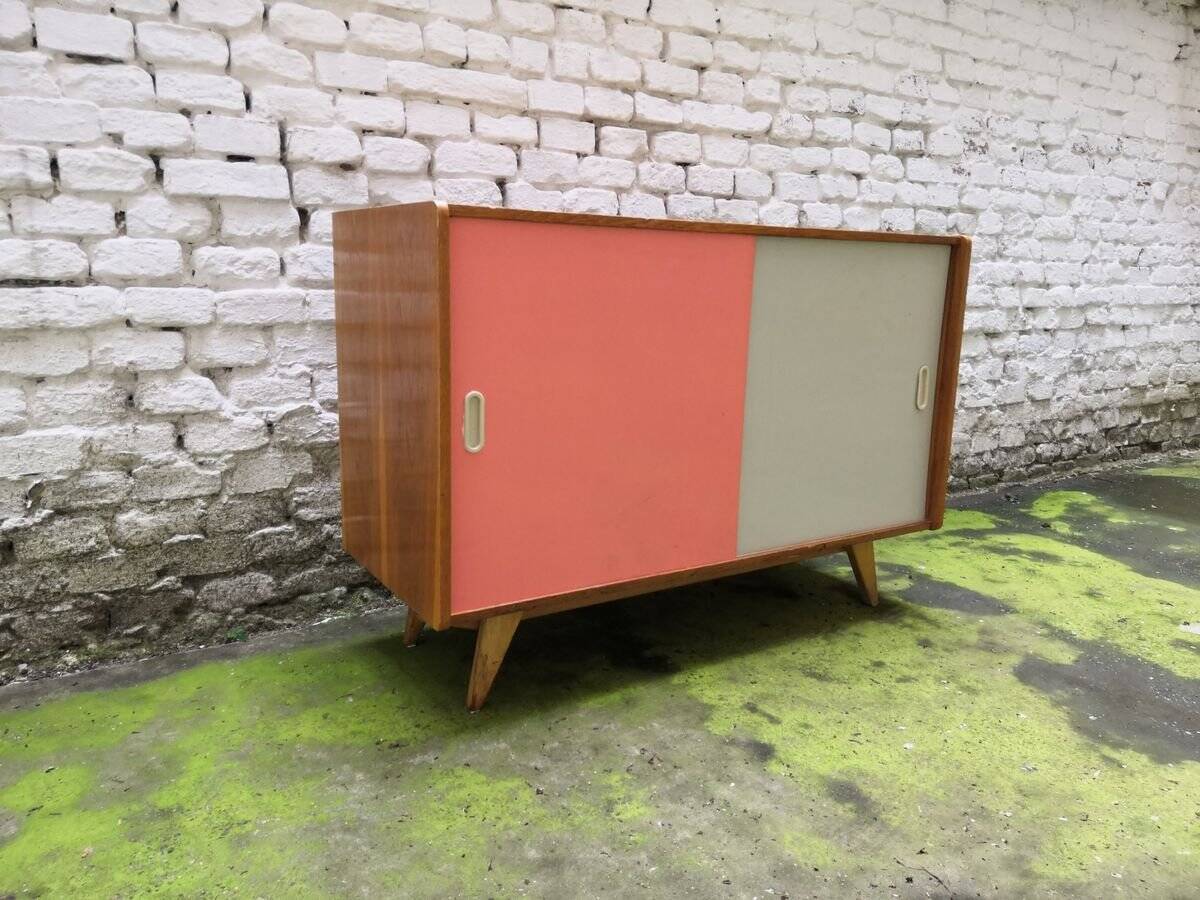 Enfilade U452 in brown and white wood by Jiří Jiroutek, 1960s