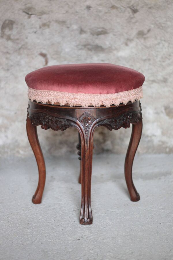 Tabouret victorien style, tabouret bois et velours rose, tabouret de piano