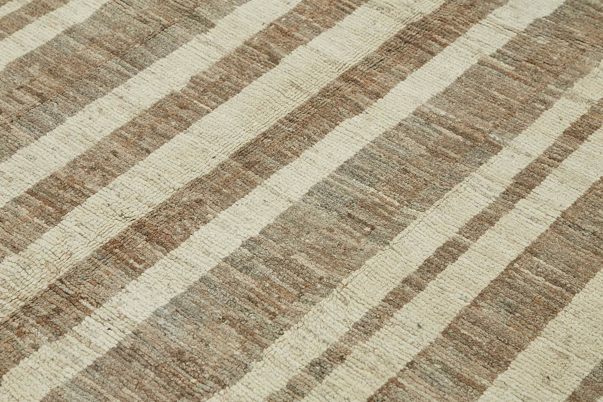 Hand-Knotted Turkish Contemporary 212 cm x 303 cm Beige Wool Carpet