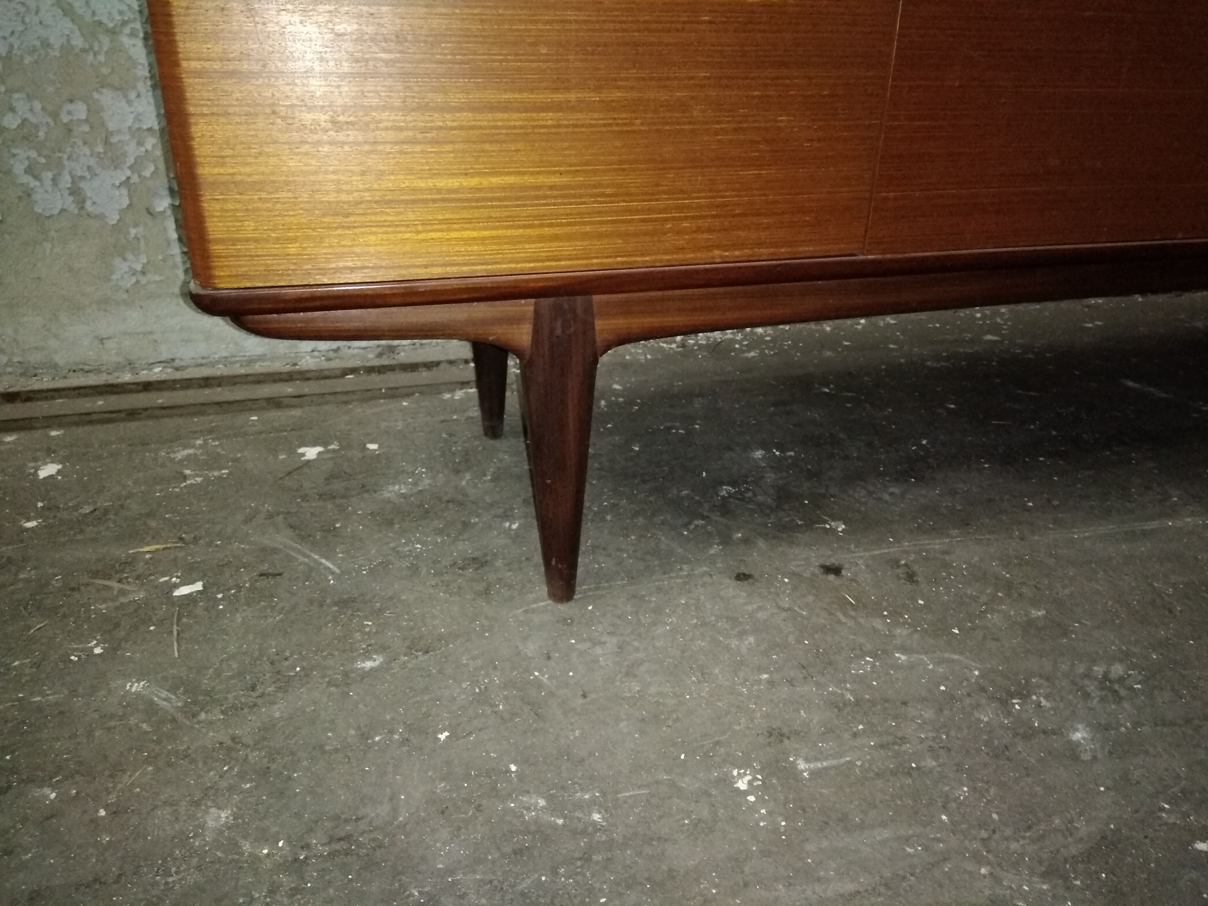 Scandinavian enfilade