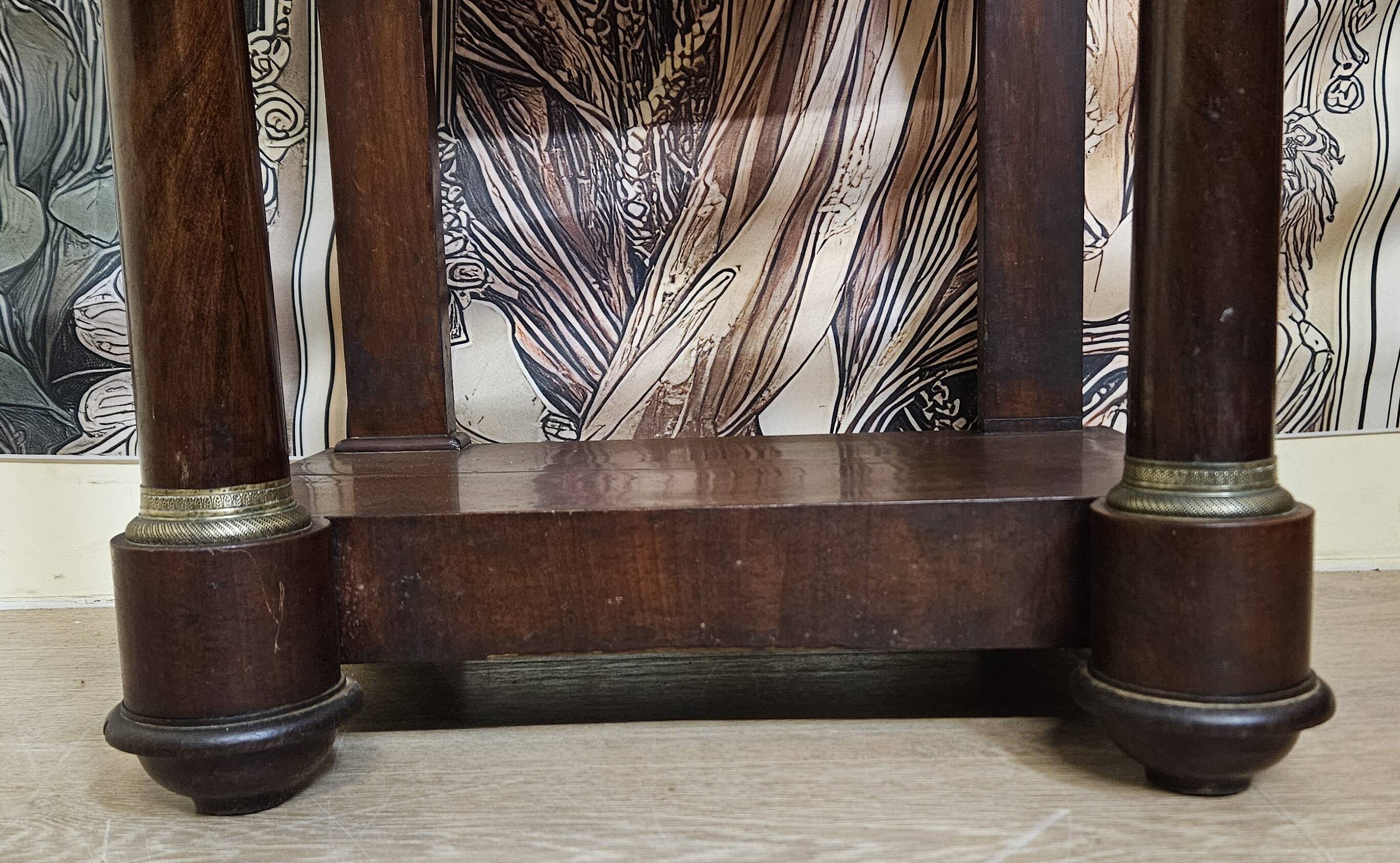 Console / Side table in mahogany and marble – Empire period, 19th century