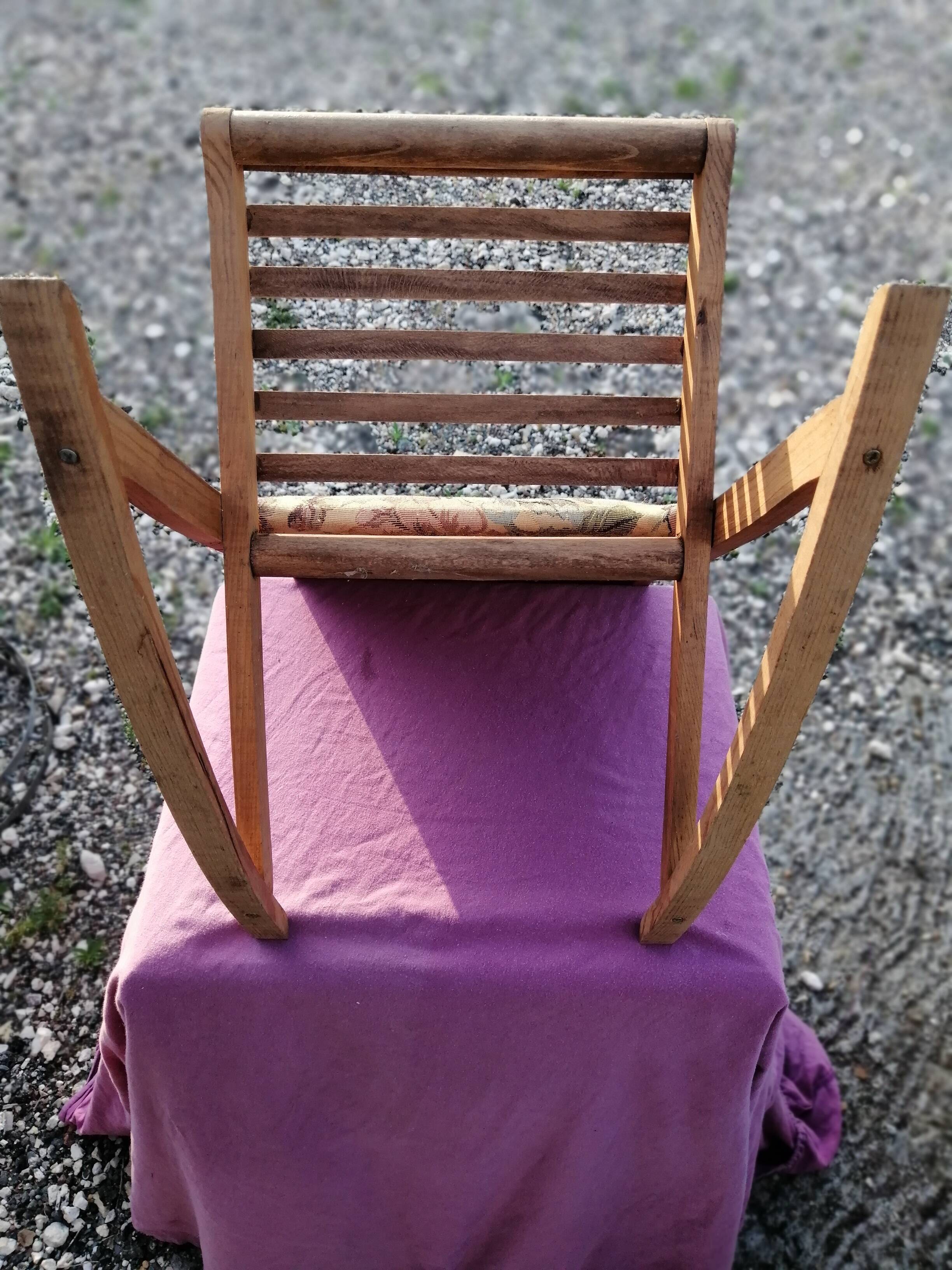 Vintage rocking foot rest