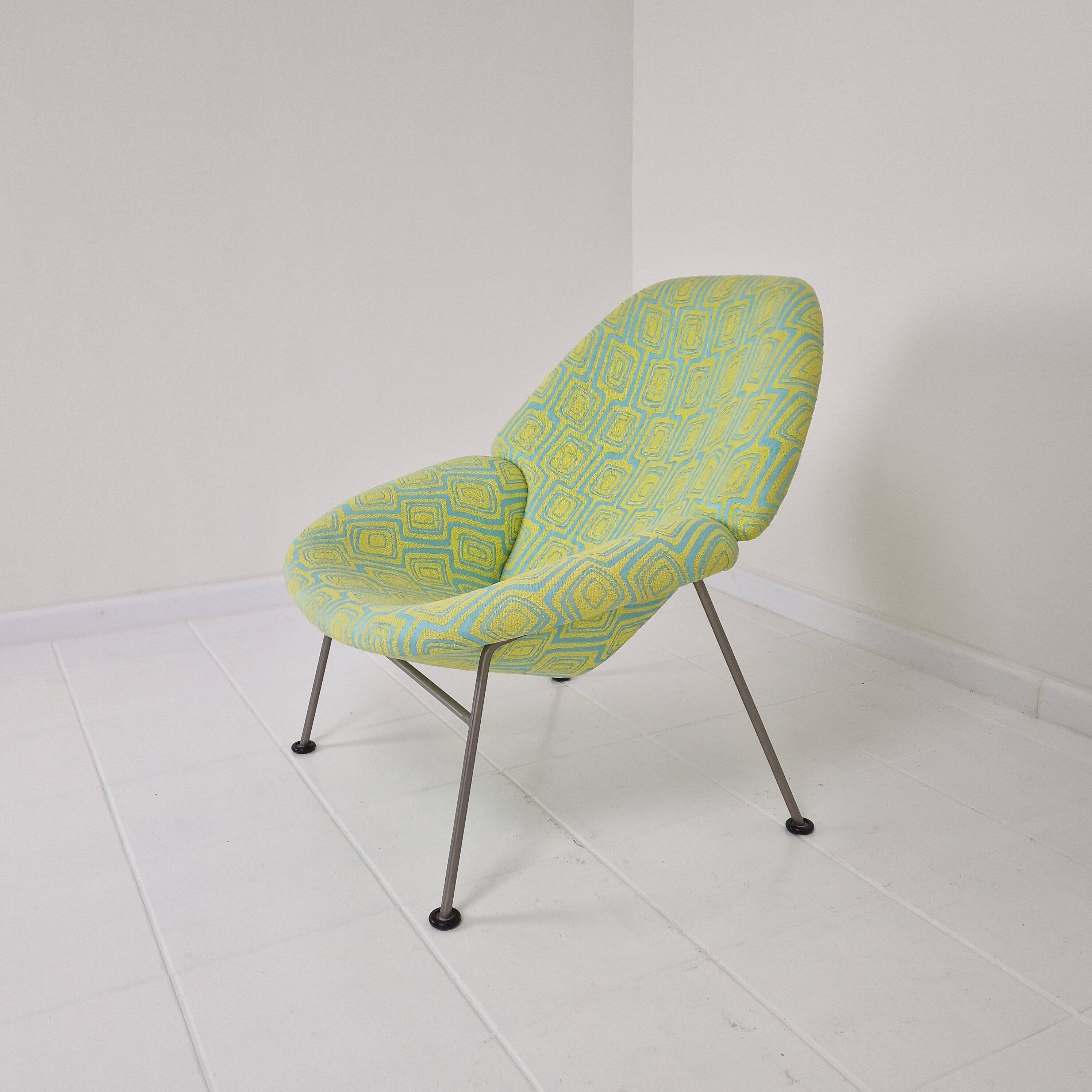 Mid-Century F555 Chair by Pierre Paulin for Artifort, 1980's