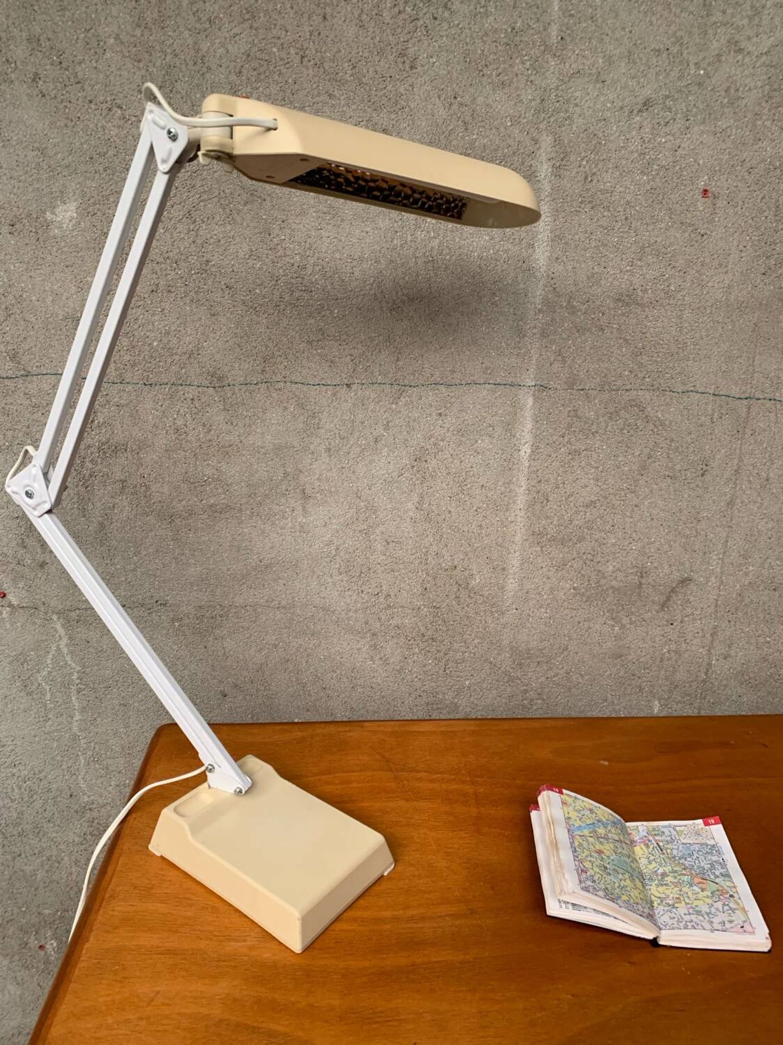 Lampe de bureau architecte articulée scandinave Lival