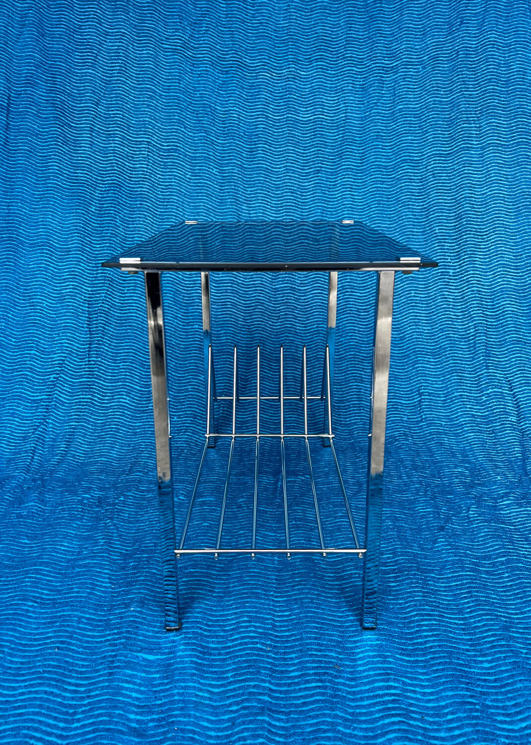 Vintage vinyl record/newspaper storage unit 1960-1970 chrome structure