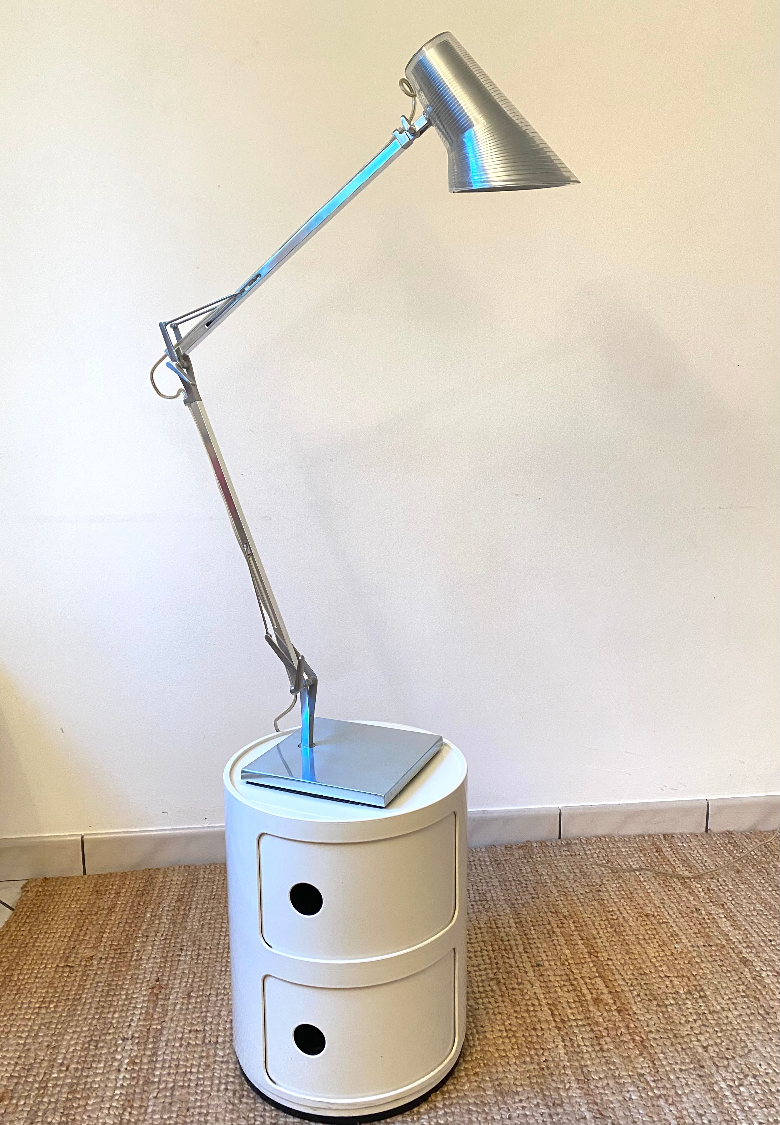 Desk lamp Kelvin T edition Flos design Antonio Citterio chrome aluminum