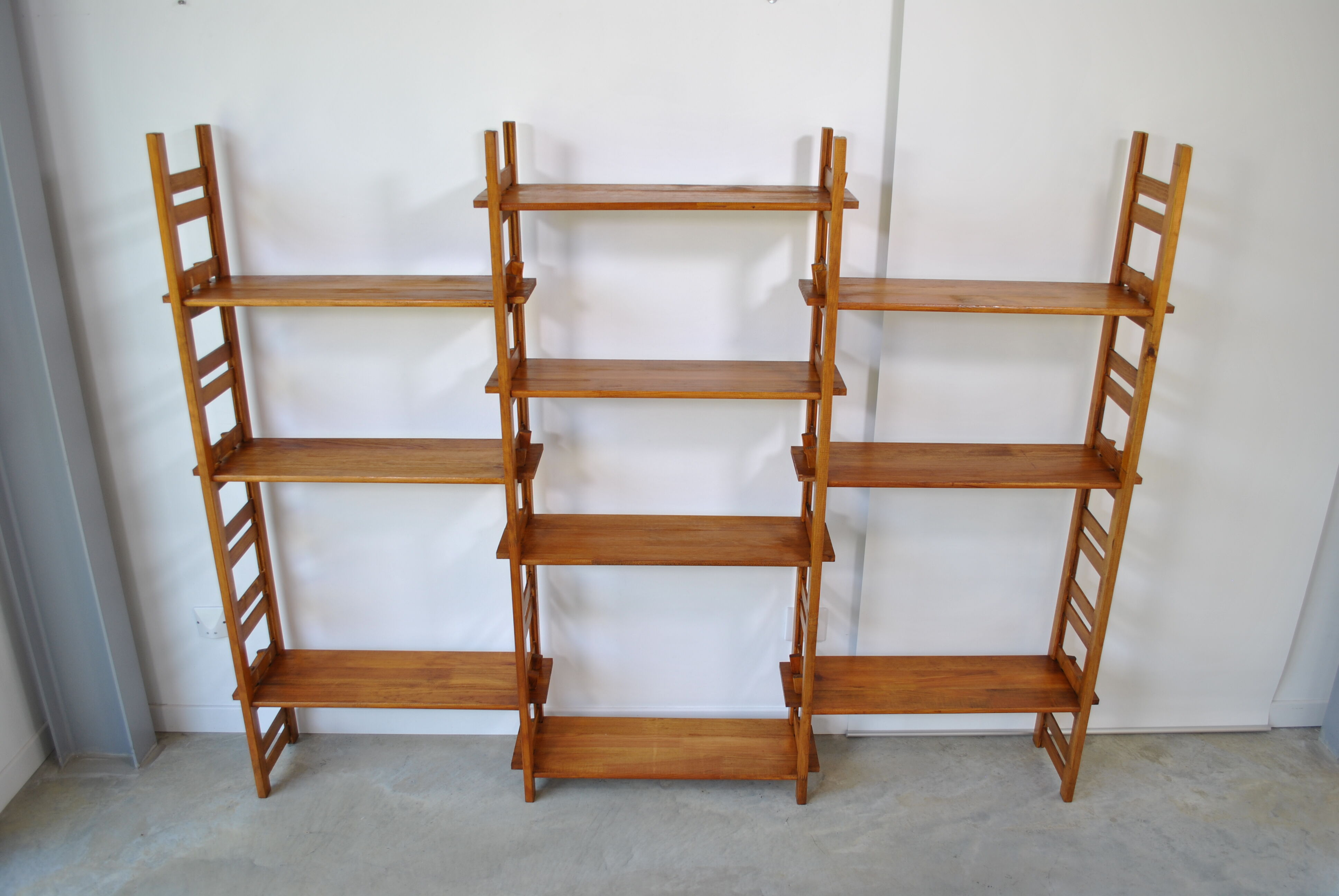 Vintage 1970 shelf