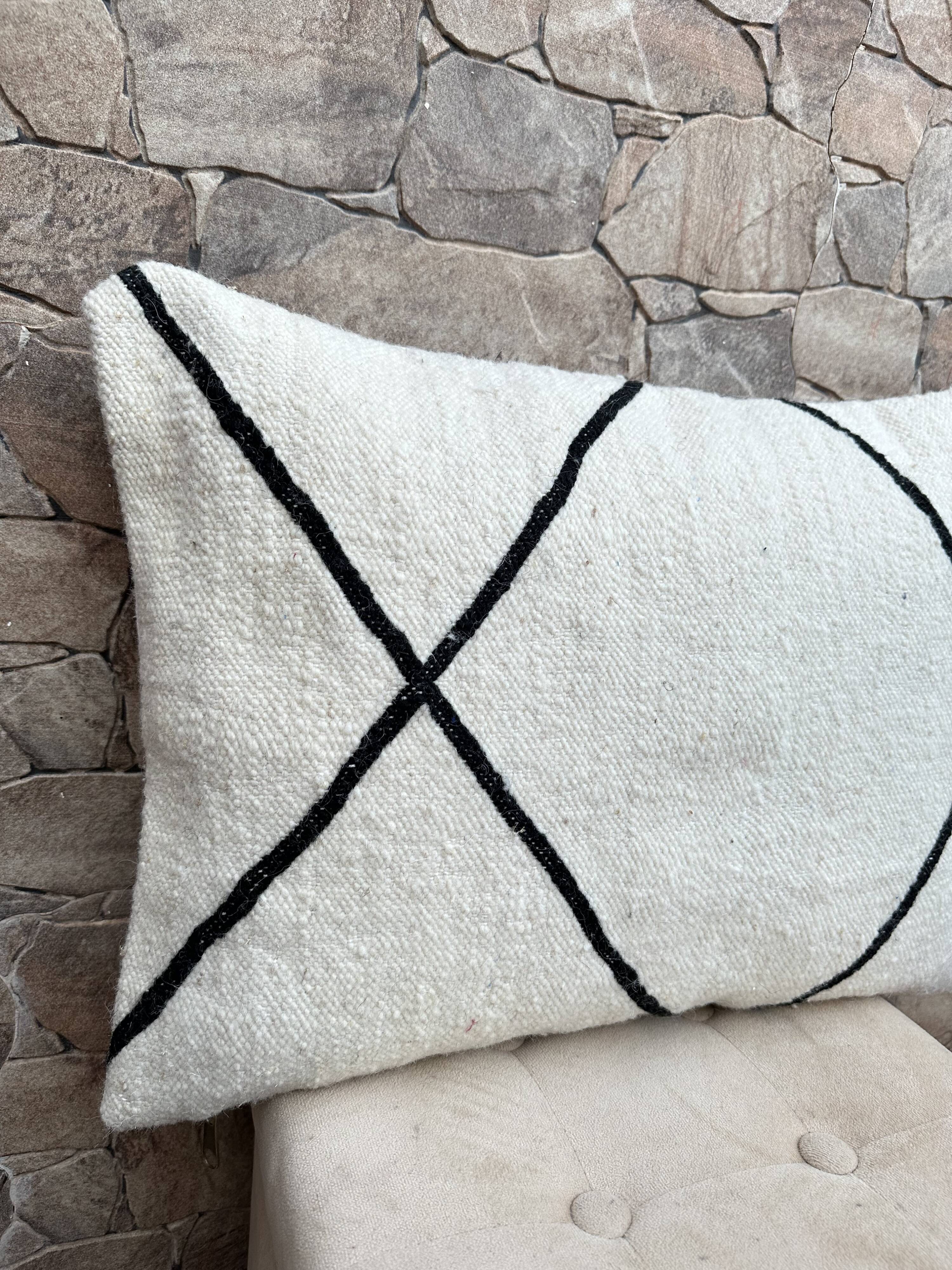 Berber cushion