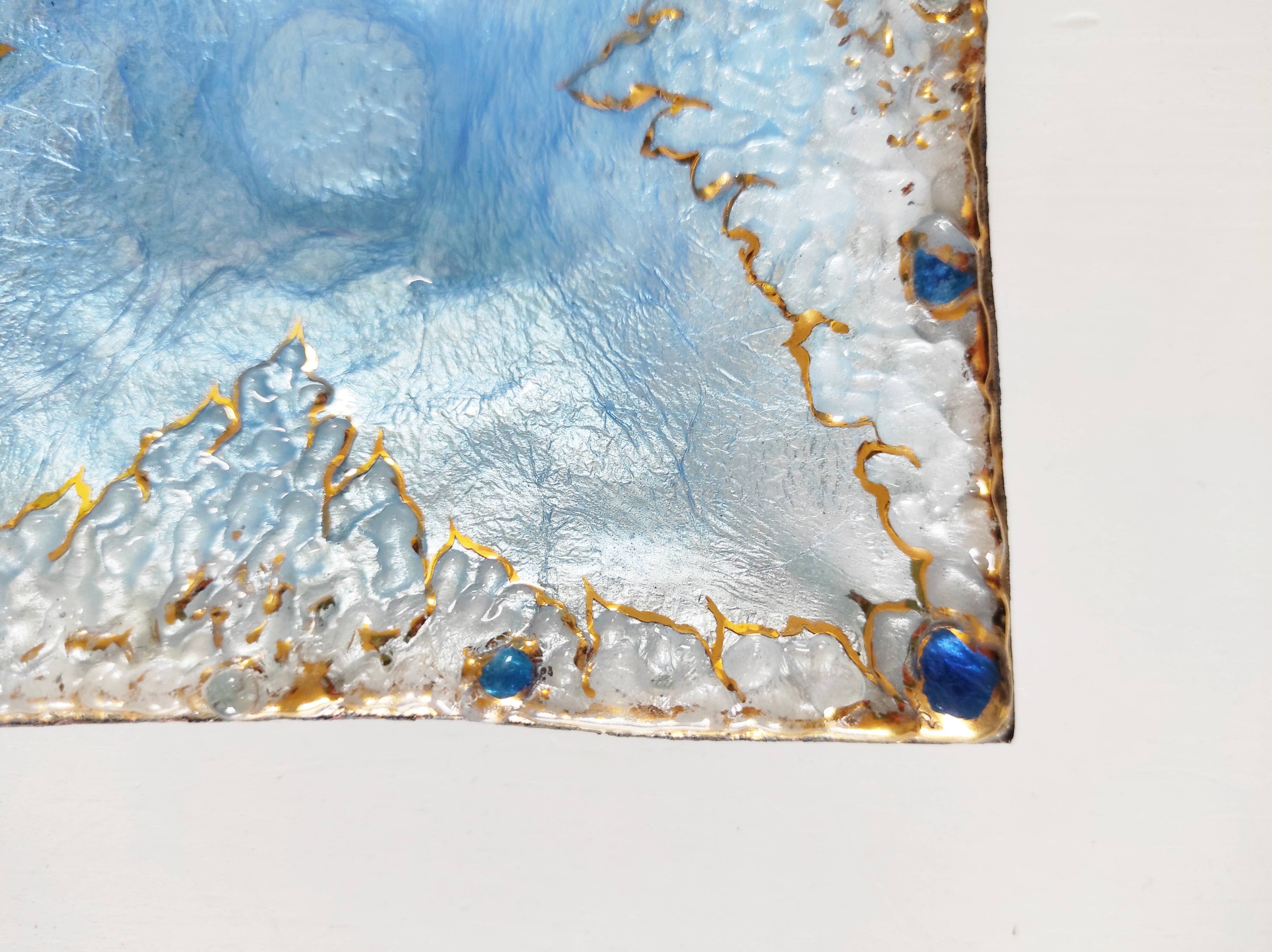 Light blue enamel catch-all tray