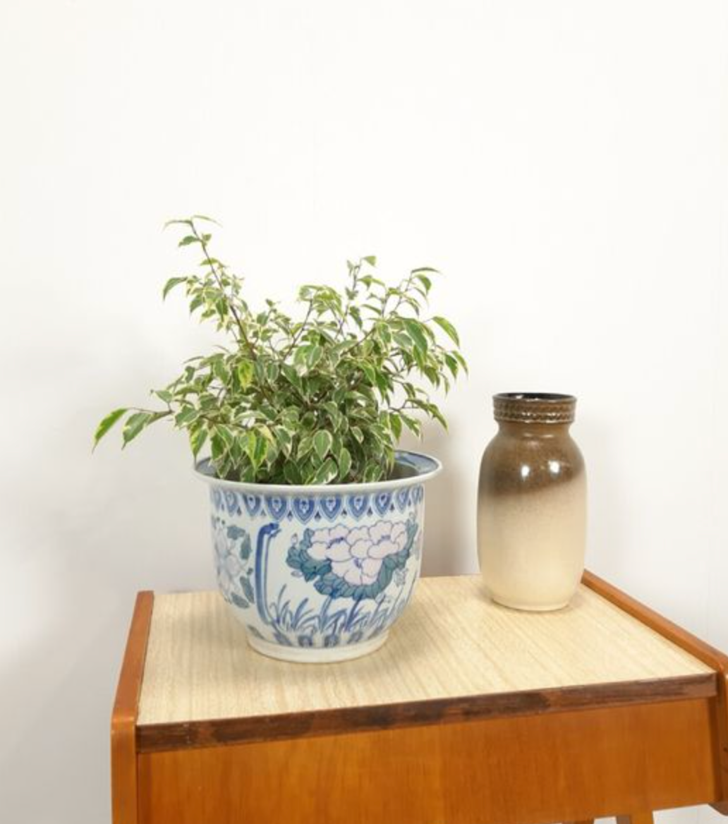 Patterned vintage flowerpot