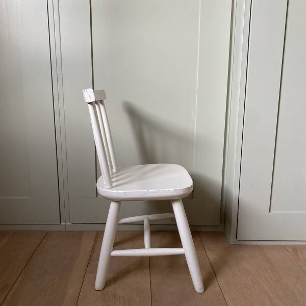 Chaise enfant scandinave